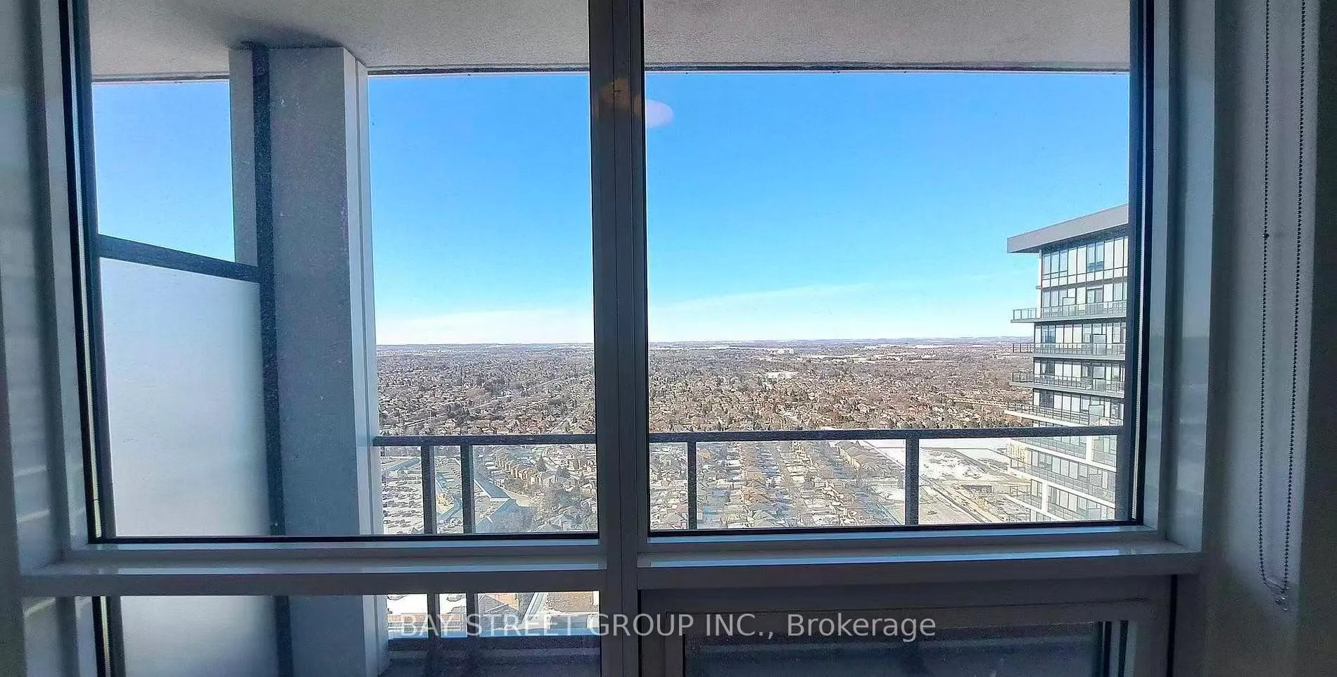 Photo 3 of Unit 2109, 8 Water Walk Drive, Markham, Unionville — HOMEH