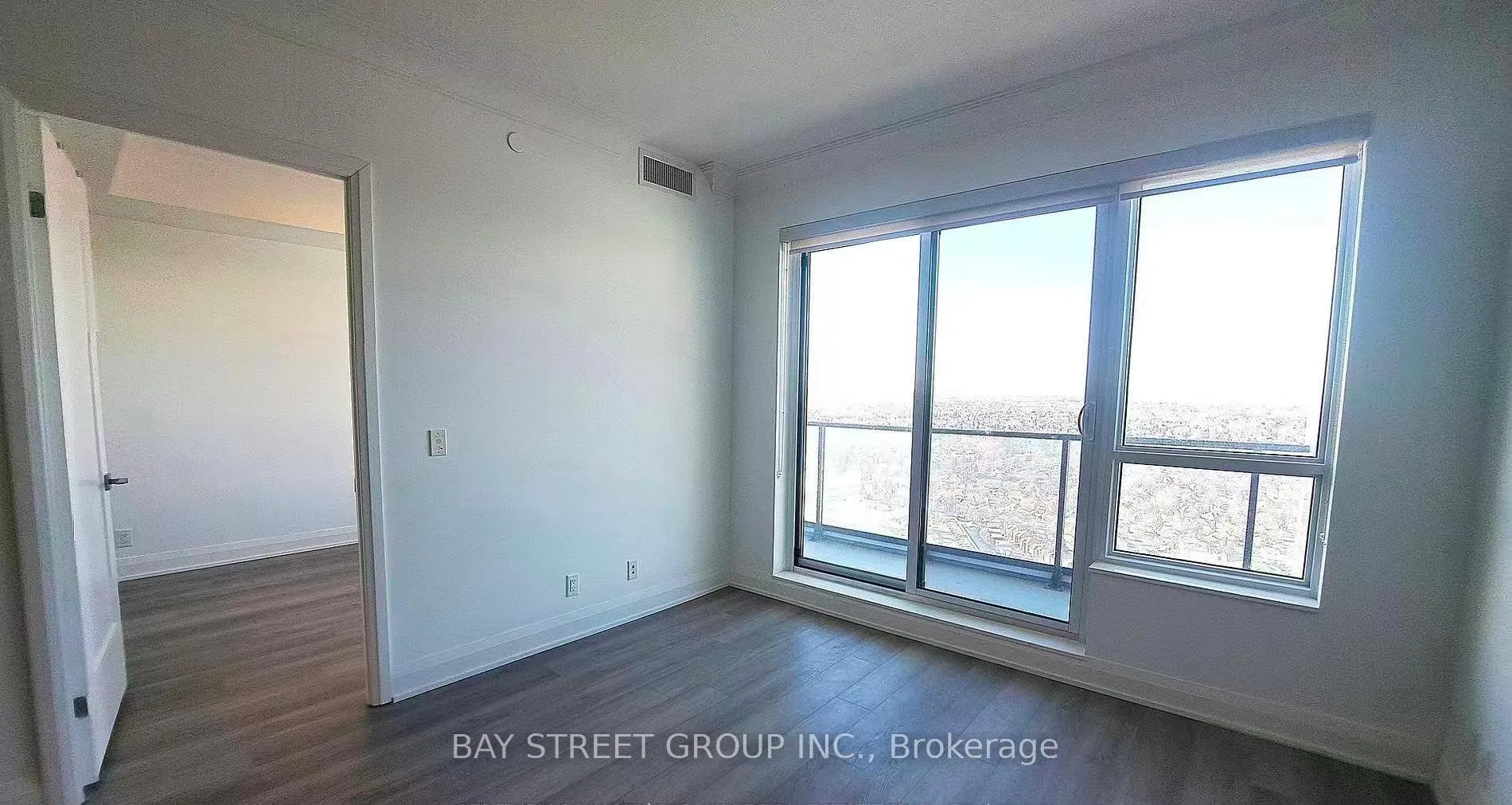 Photo 11 of Unit 2109, 8 Water Walk Drive, Markham, Unionville — HOMEH