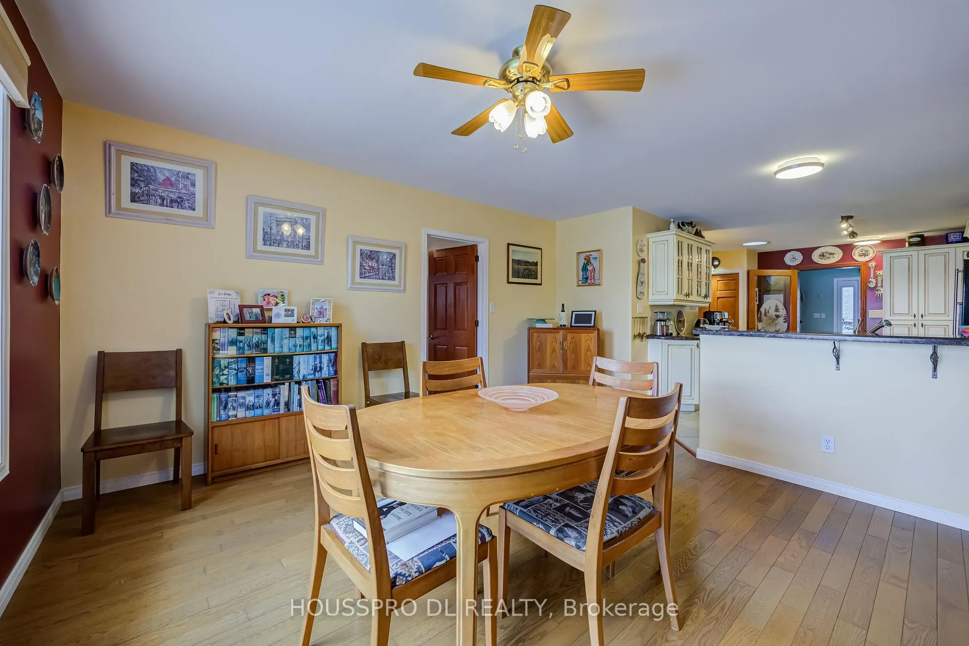 Photo 16 of 2683 Lakeshore Road E, Oro-Medonte, Rural Oro-Medonte — HOMEH