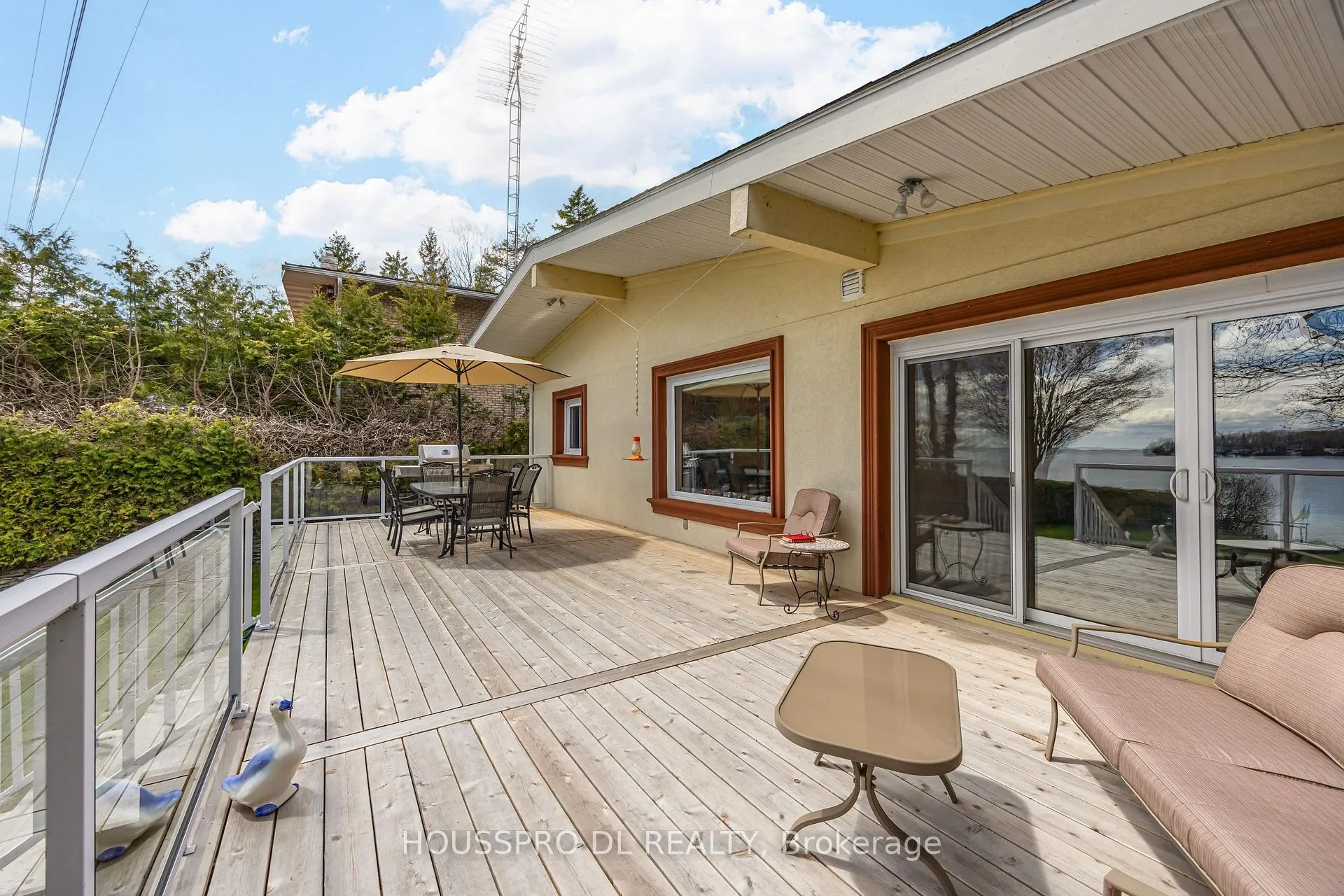 Photo 43 of 2683 Lakeshore Road E, Oro-Medonte, Rural Oro-Medonte — HOMEH