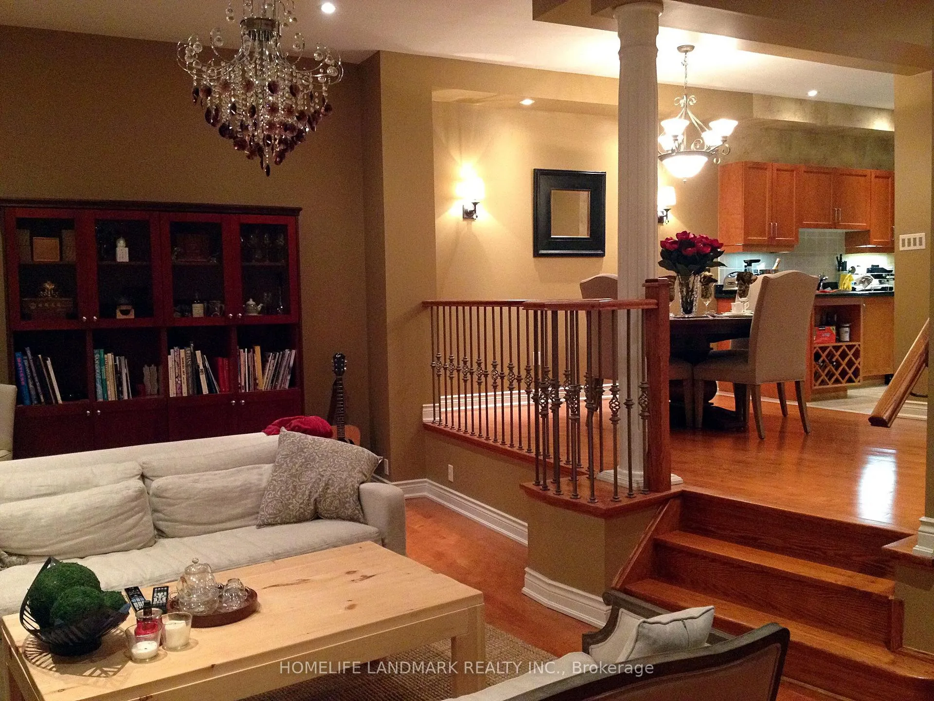 Photo 9 of 37 Michael Way, Markham, Buttonville — HOMEH
