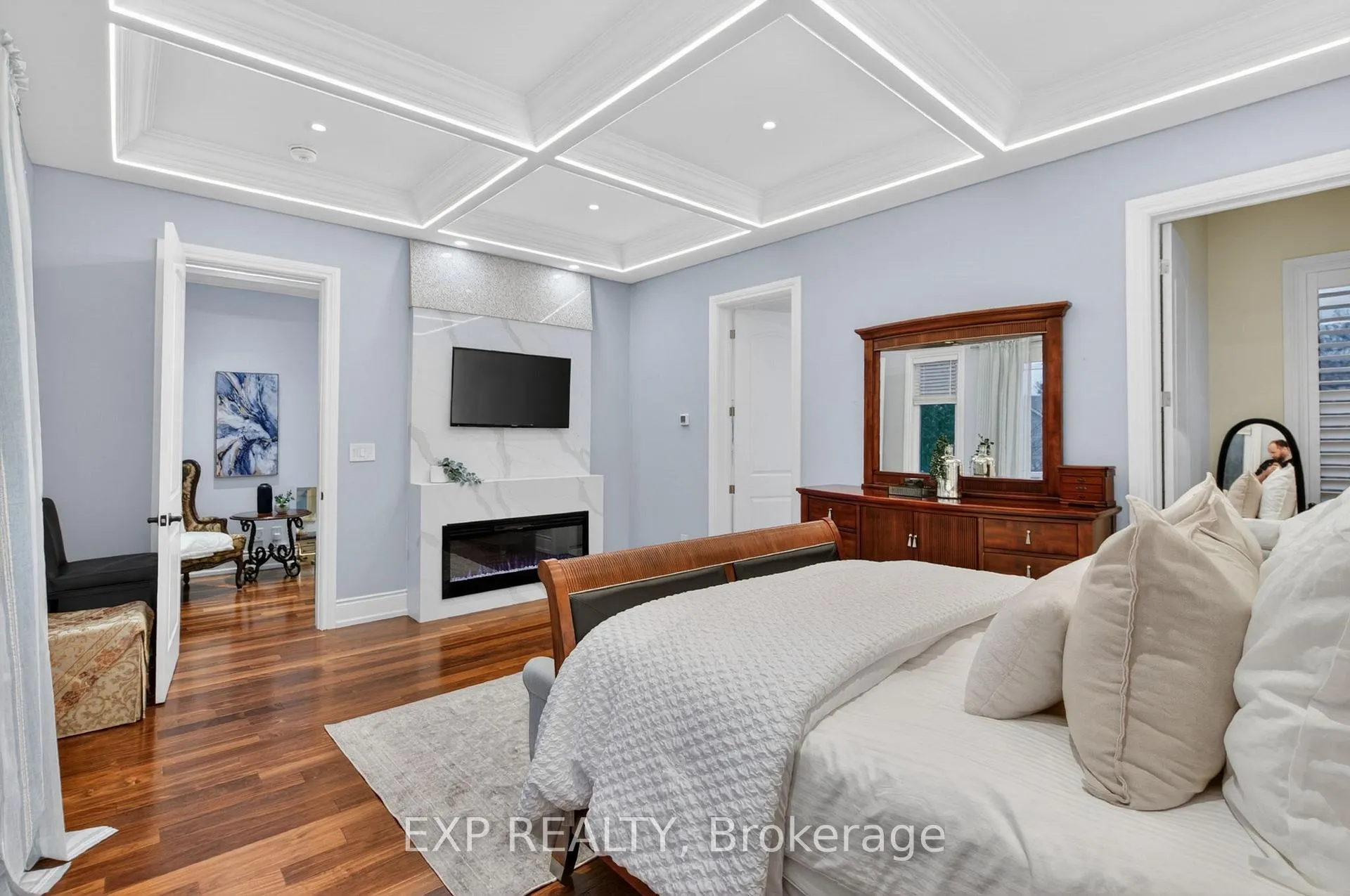 Photo 10 of 2439 Bridge Road, Oakville, West — HOMEH