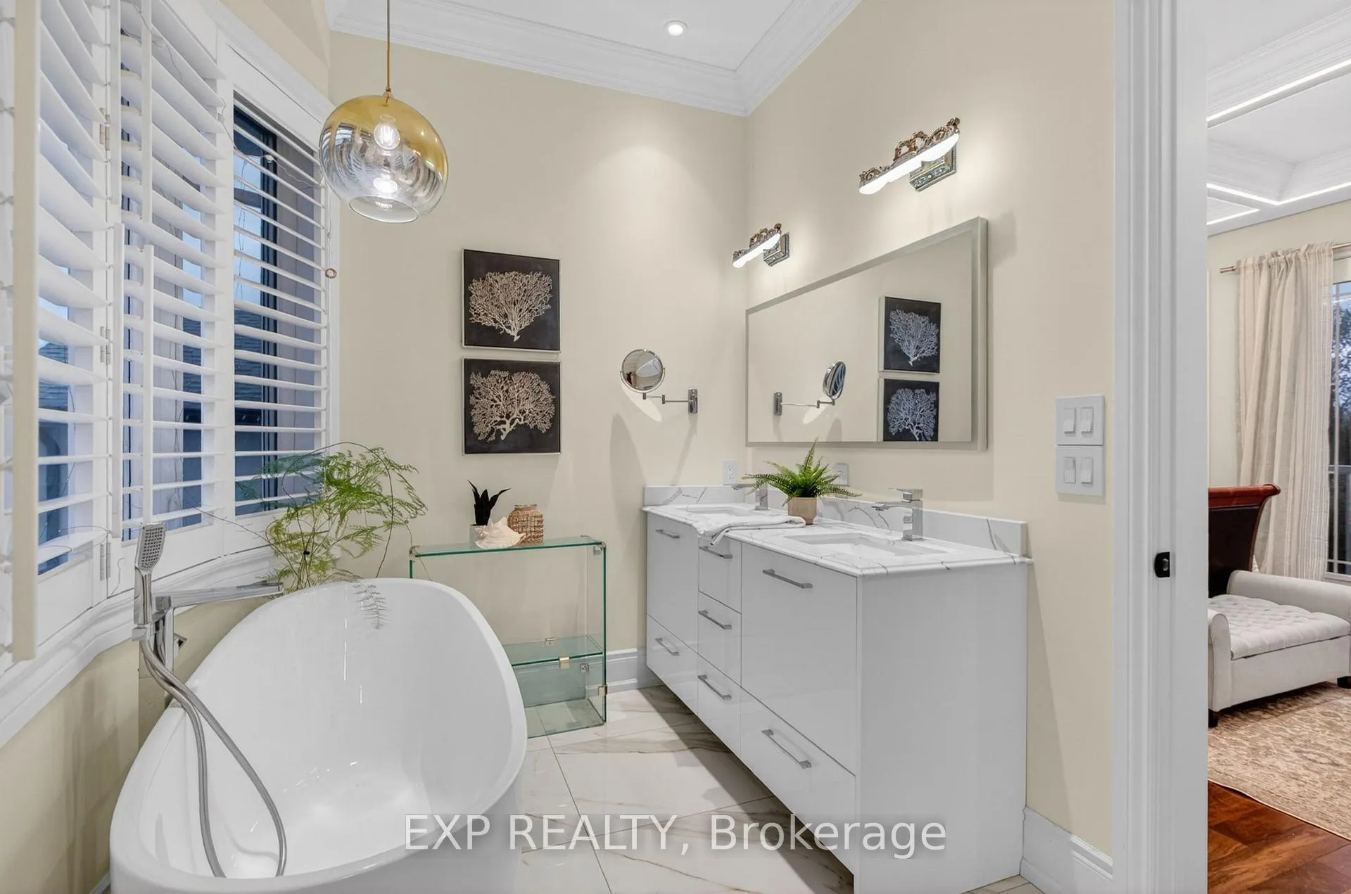Photo 13 of 2439 Bridge Road, Oakville, West — HOMEH