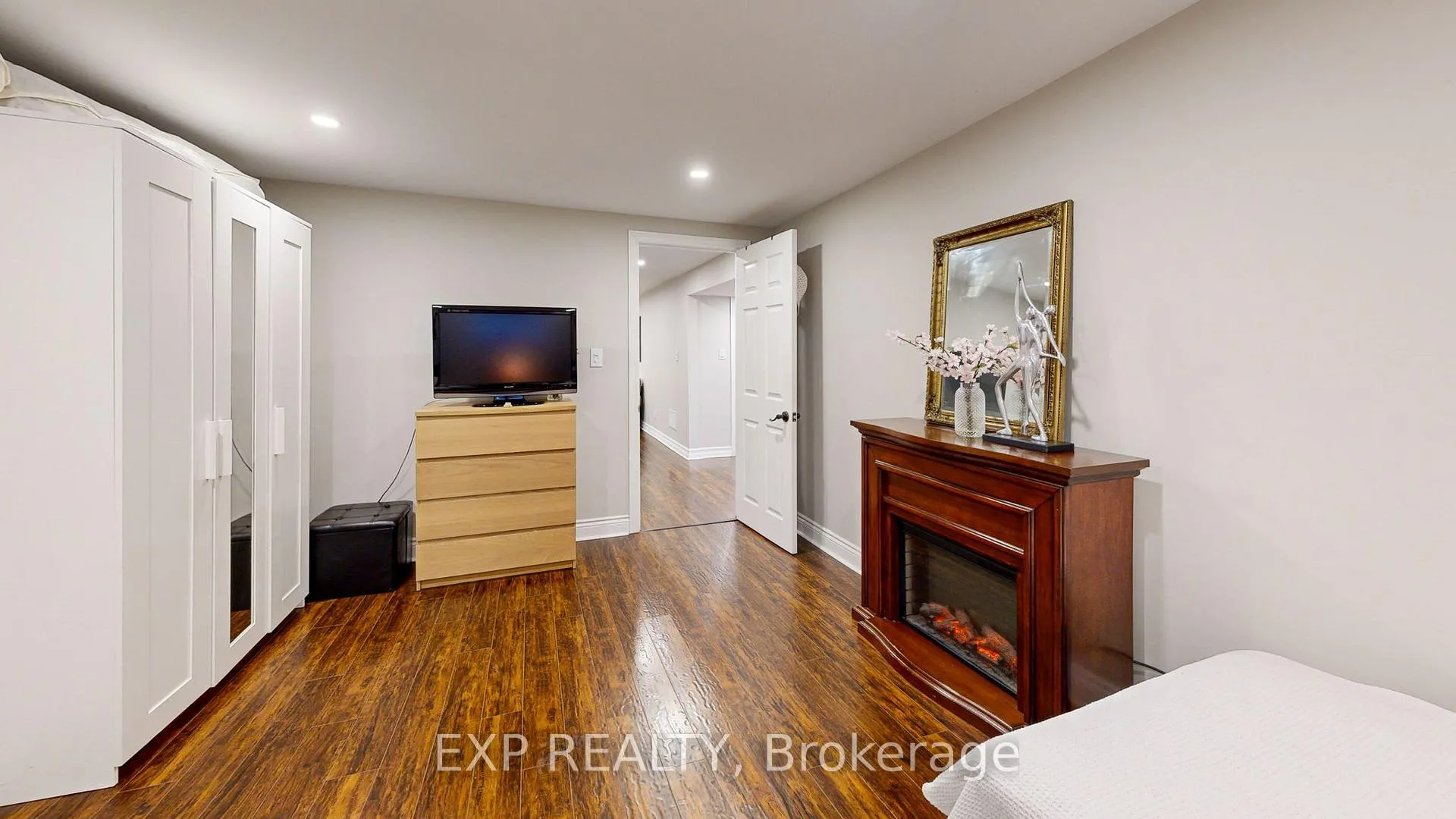 Photo 38 of 2439 Bridge Road, Oakville, West — HOMEH