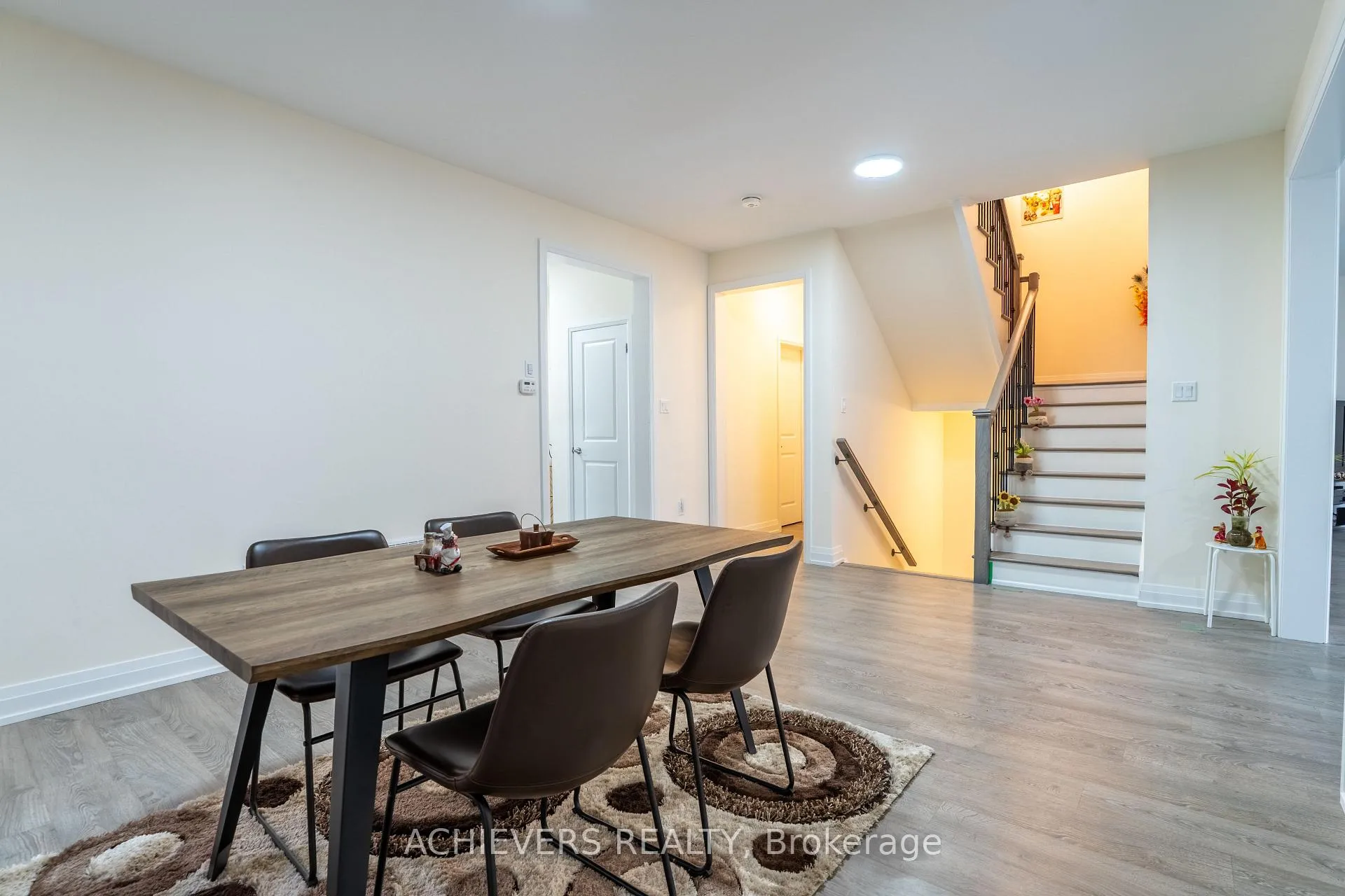 Photo 10 of 47 Daffodil Road, Springwater, Midhurst — HOMEH