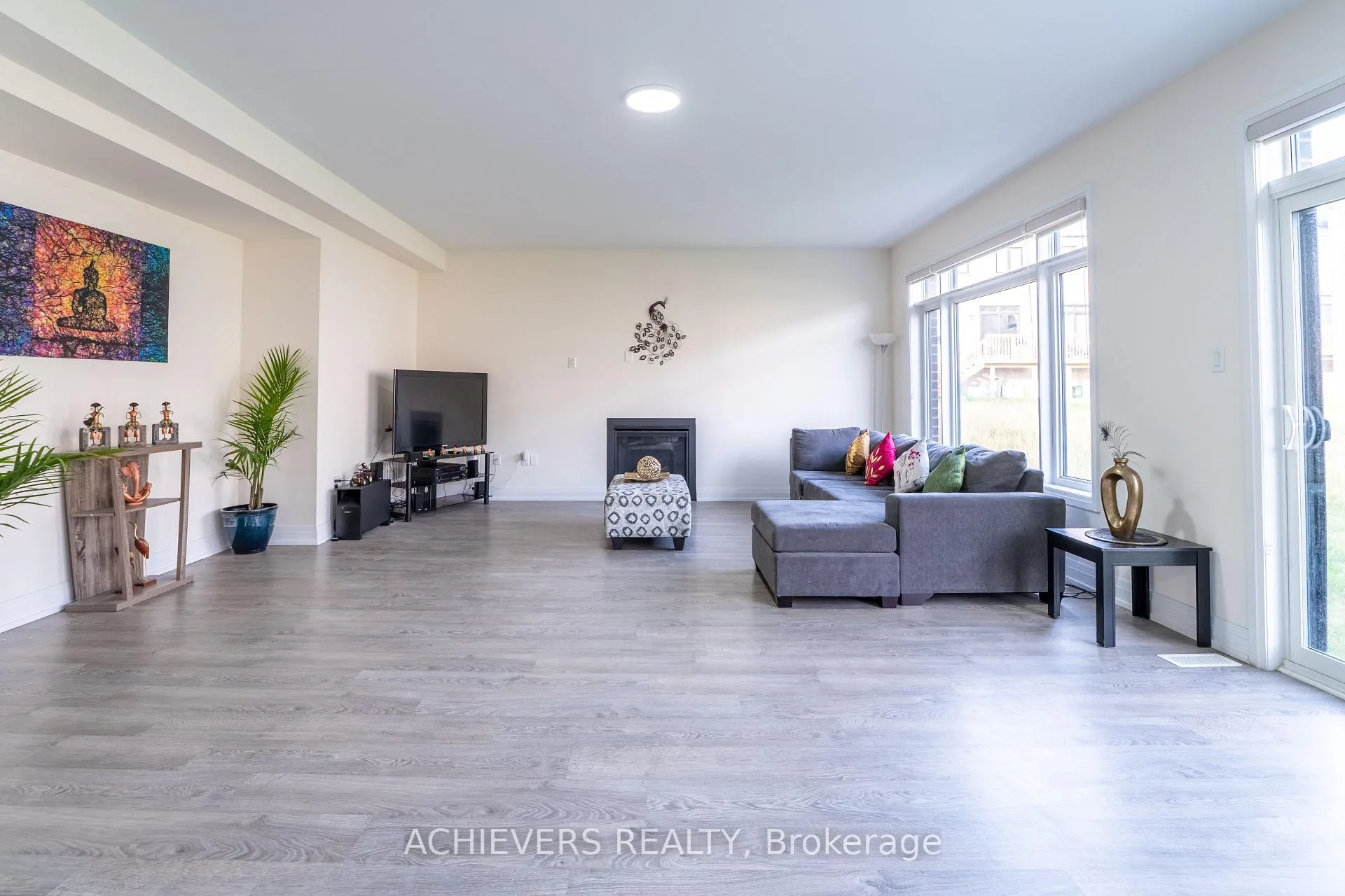 Photo 11 of 47 Daffodil Road, Springwater, Midhurst — HOMEH