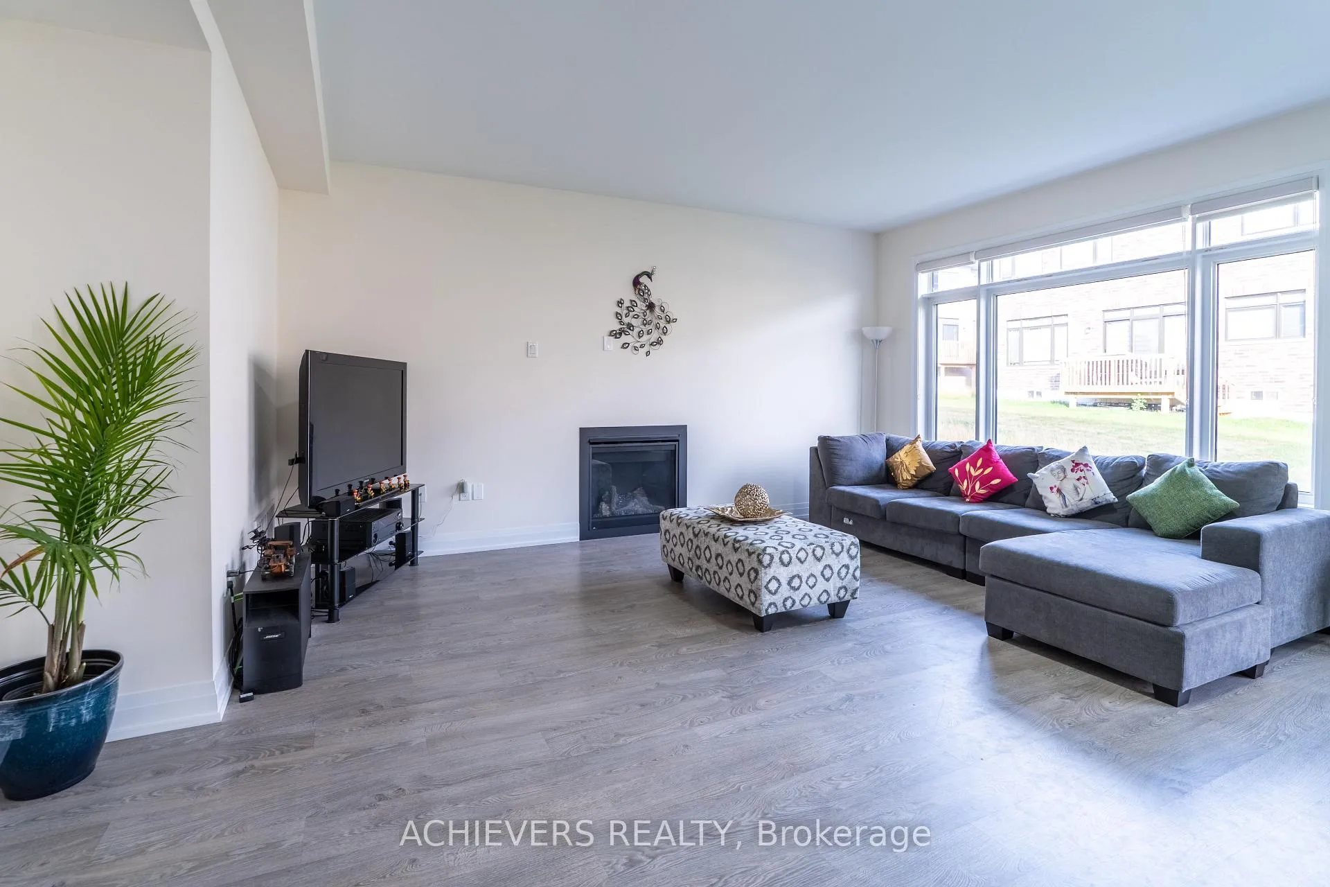 Photo 12 of 47 Daffodil Road, Springwater, Midhurst — HOMEH