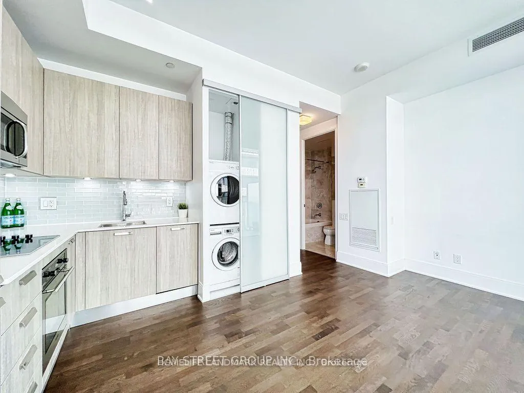 Photo 11 of Unit LPH5106, 42 Charles Street, Toronto, Church-Yonge Corridor — HOMEH