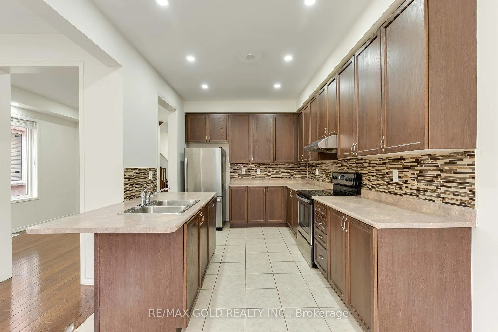 Photo 11 of 49 Pentonville Road, Brampton, Sandringham-Wellington — HOMEH