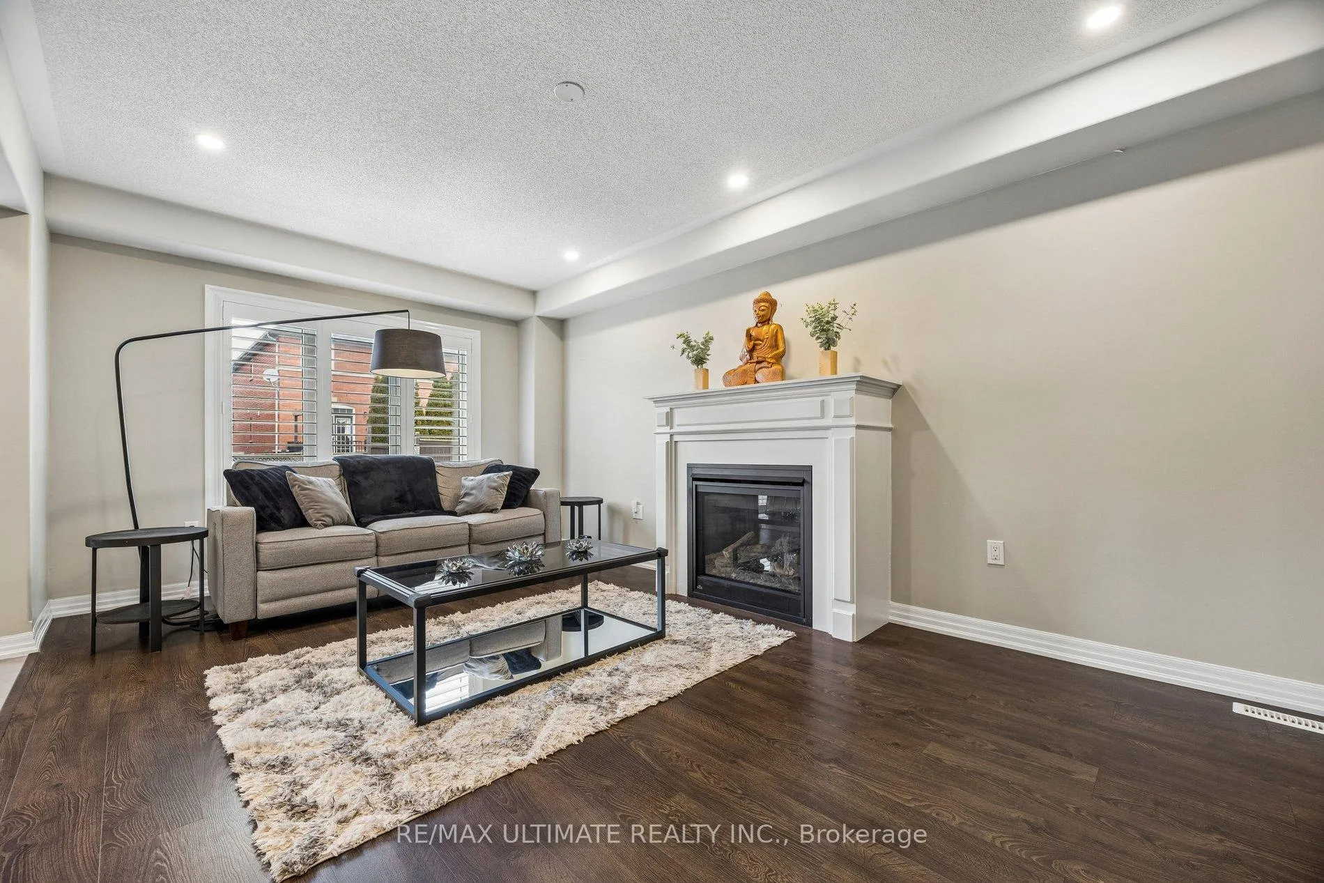 Photo 11 of 1825 Silverstone Crescent, Oshawa, Samac — HOMEH