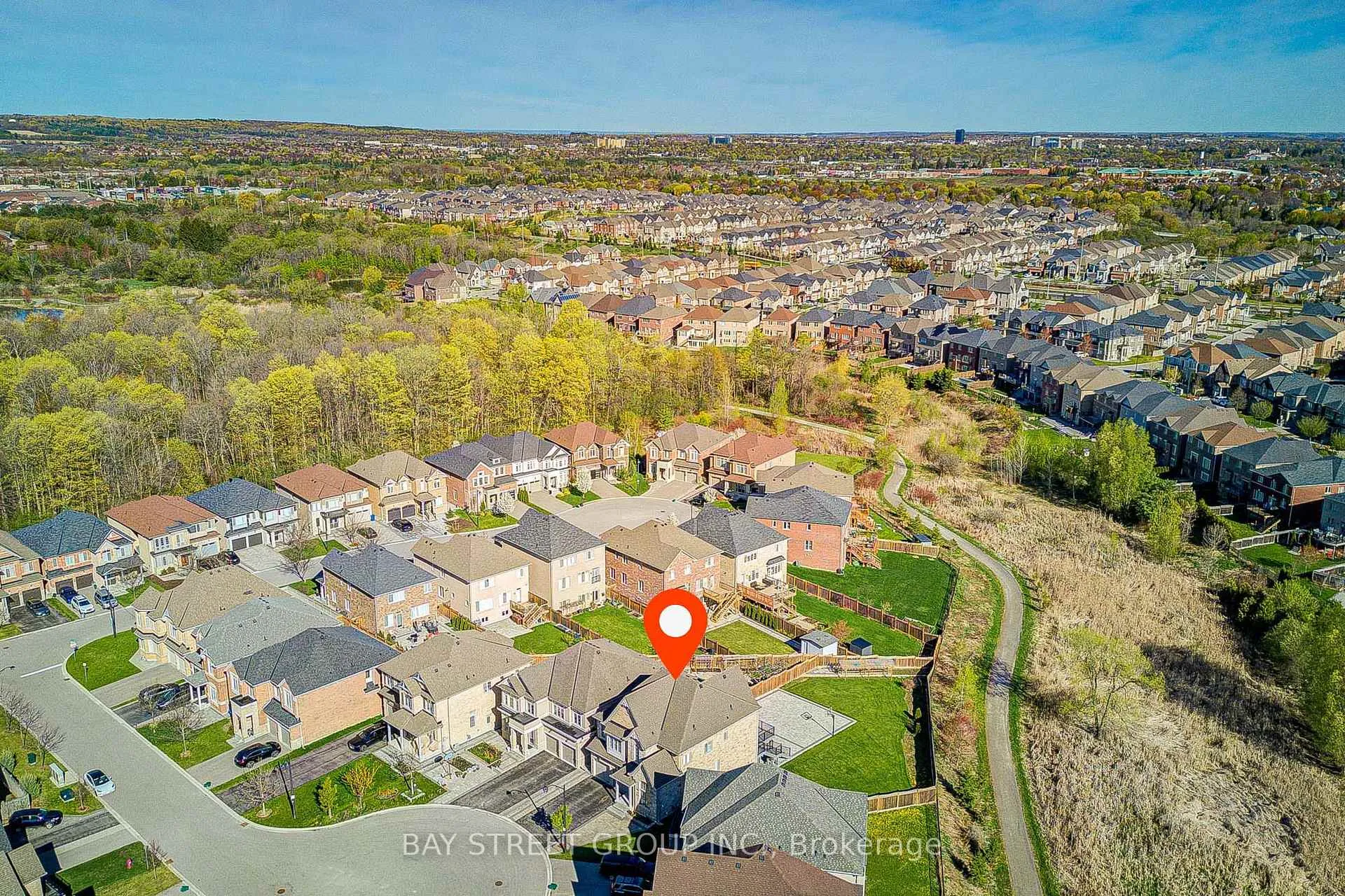 Photo 8 of 28 Boland Court, Aurora, Rural Aurora — HOMEH