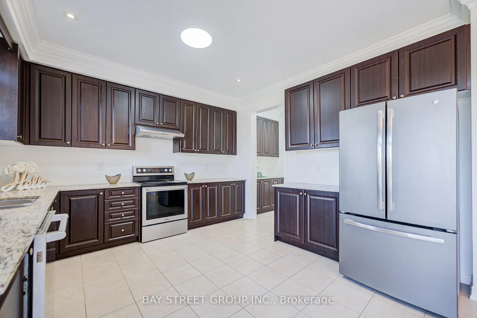 Photo 19 of 28 Boland Court, Aurora, Rural Aurora — HOMEH