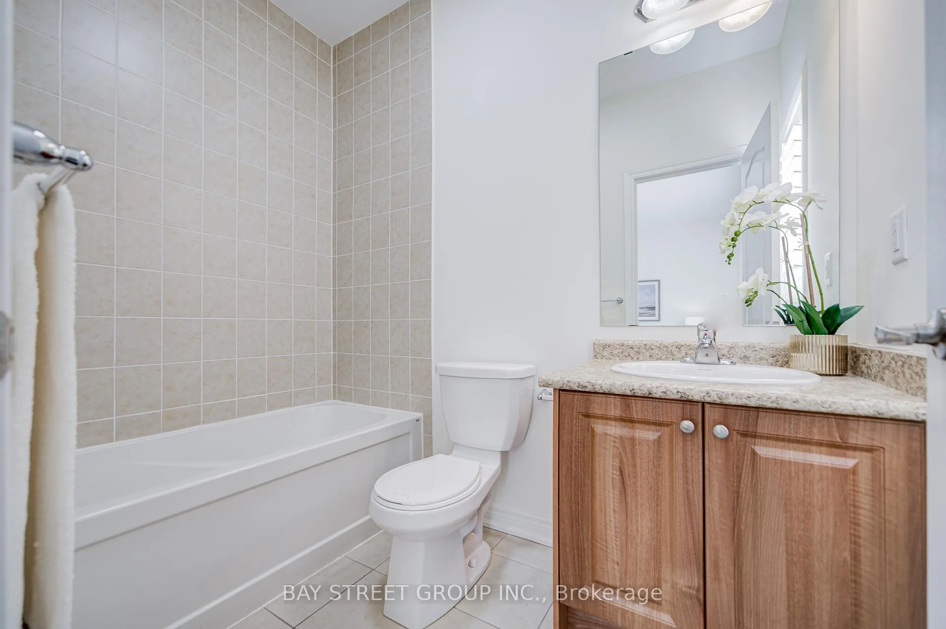 Photo 39 of 28 Boland Court, Aurora, Rural Aurora — HOMEH