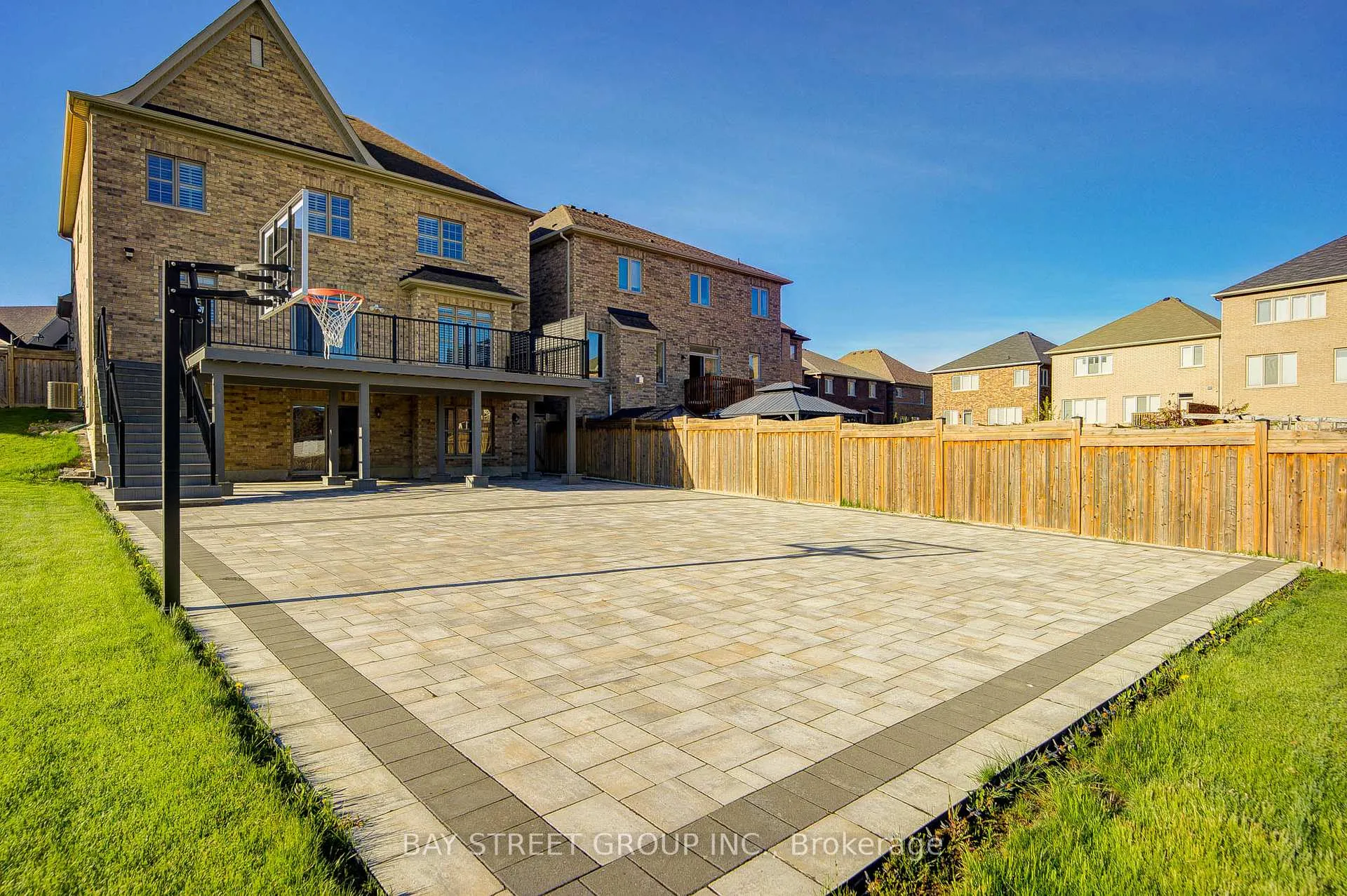 Photo 48 of 28 Boland Court, Aurora, Rural Aurora — HOMEH