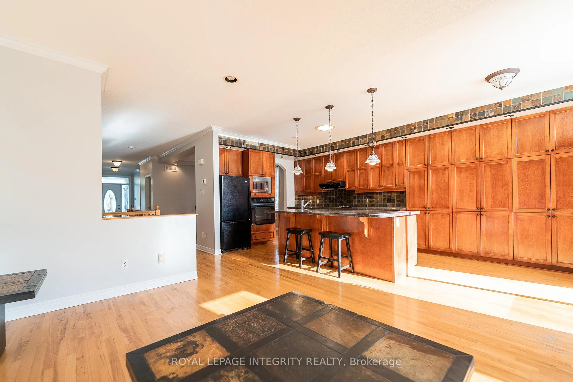 Photo 4 of 12 Maple Stand Way, Ottawa, Barrhaven East — HOMEH