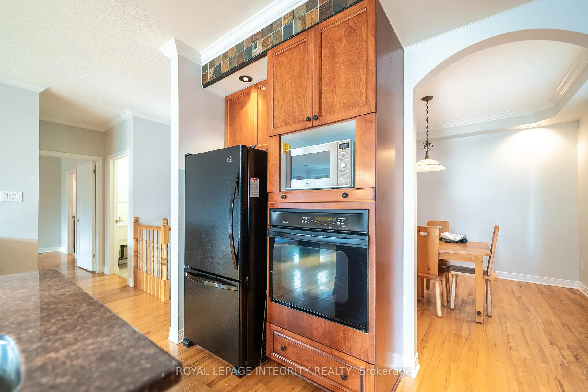 Photo 13 of 12 Maple Stand Way, Ottawa, Barrhaven East — HOMEH