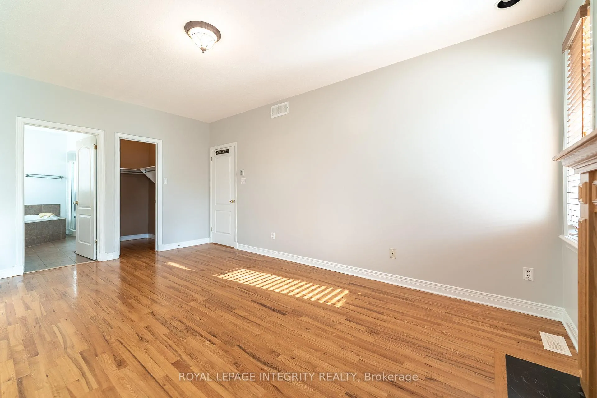 Photo 19 of 12 Maple Stand Way, Ottawa, Barrhaven East — HOMEH