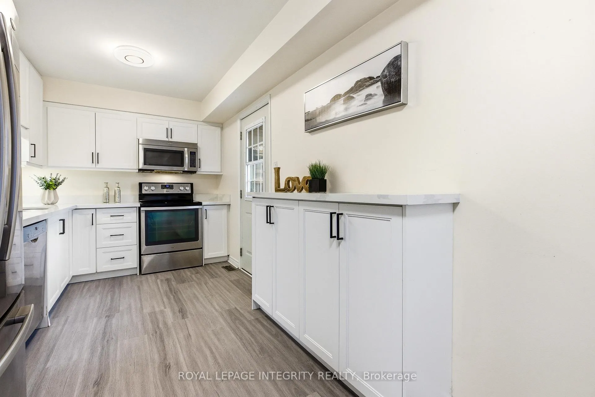 Photo 9 of Unit 33, 3205 Uplands Drive, Ottawa, Hunt Club Woods — HOMEH