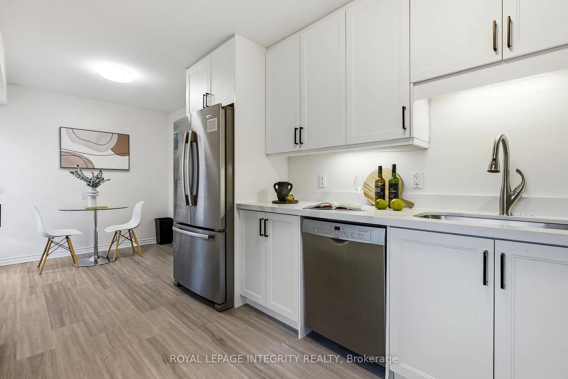 Photo 11 of Unit 33, 3205 Uplands Drive, Ottawa, Hunt Club Woods — HOMEH