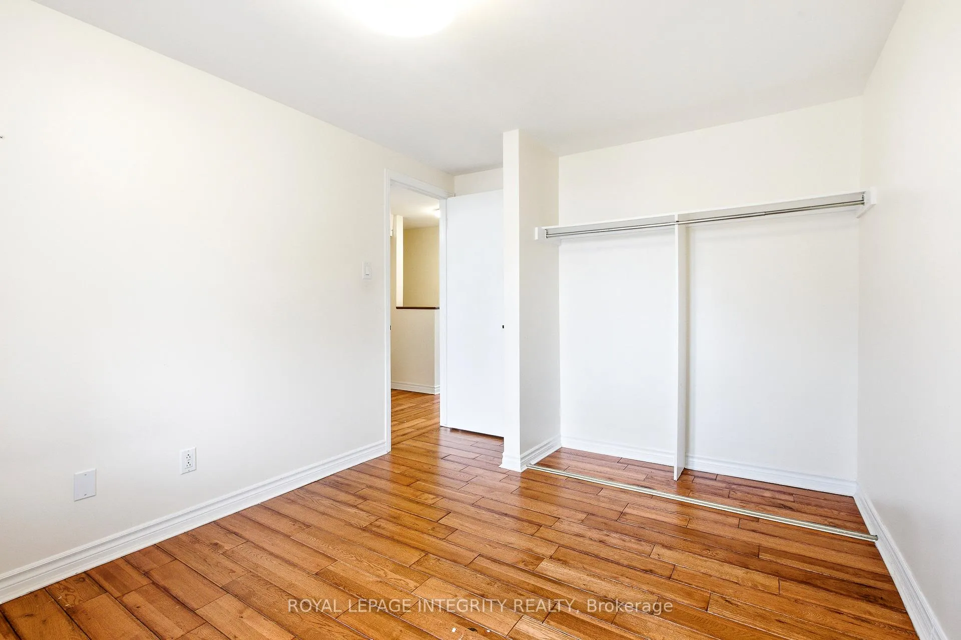 Photo 15 of Unit 33, 3205 Uplands Drive, Ottawa, Hunt Club Woods — HOMEH