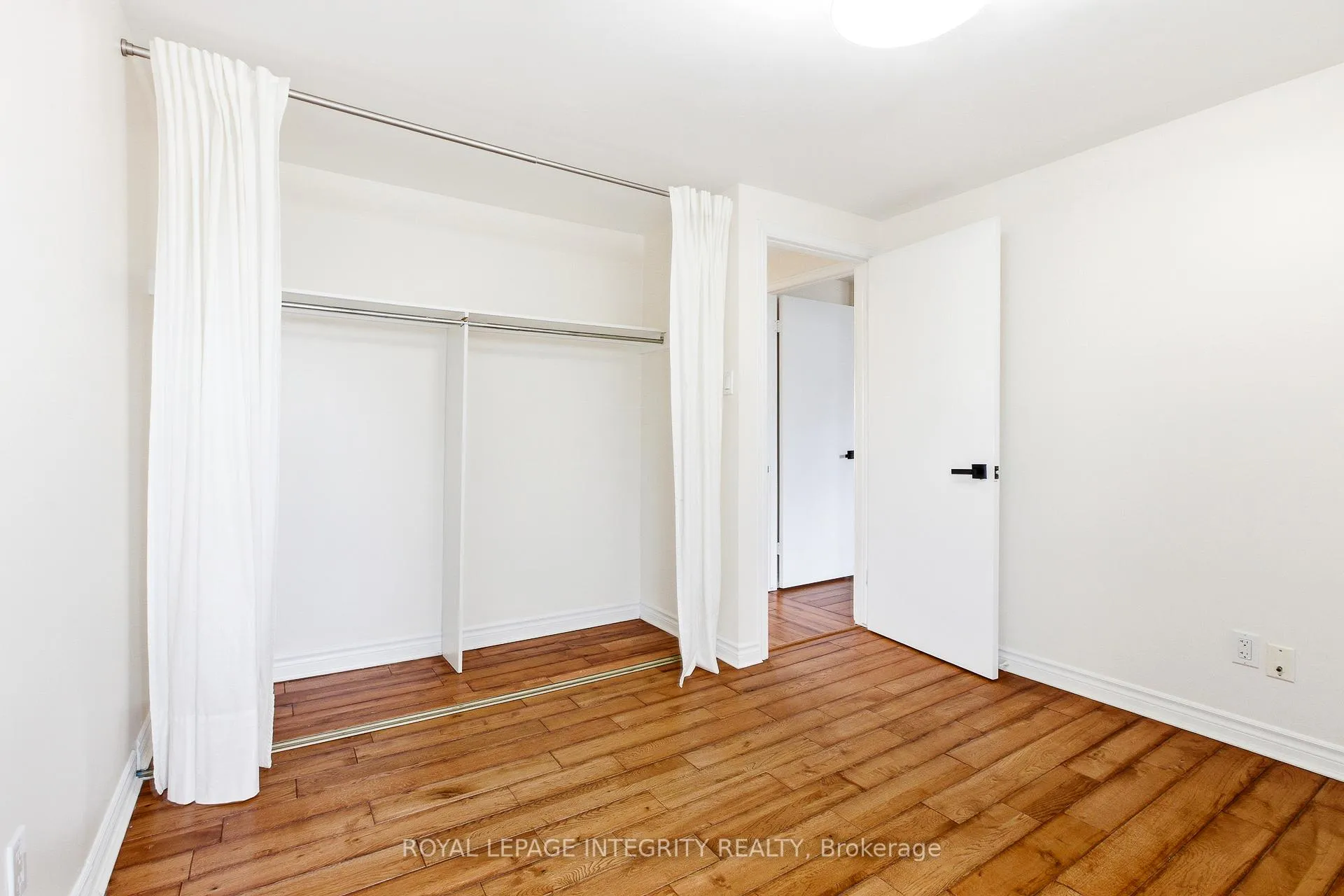 Photo 18 of Unit 33, 3205 Uplands Drive, Ottawa, Hunt Club Woods — HOMEH