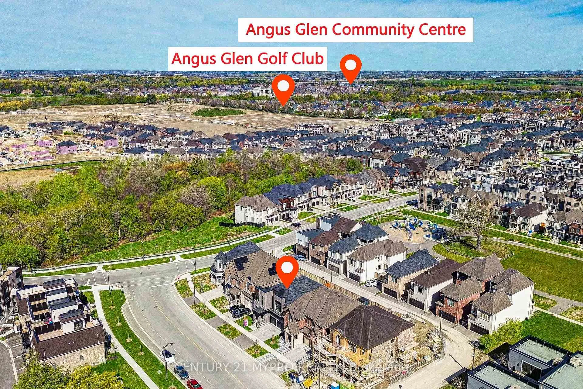 Photo 3 of 12 Vanderbergh Avenue, Markham, Angus Glen — HOMEH