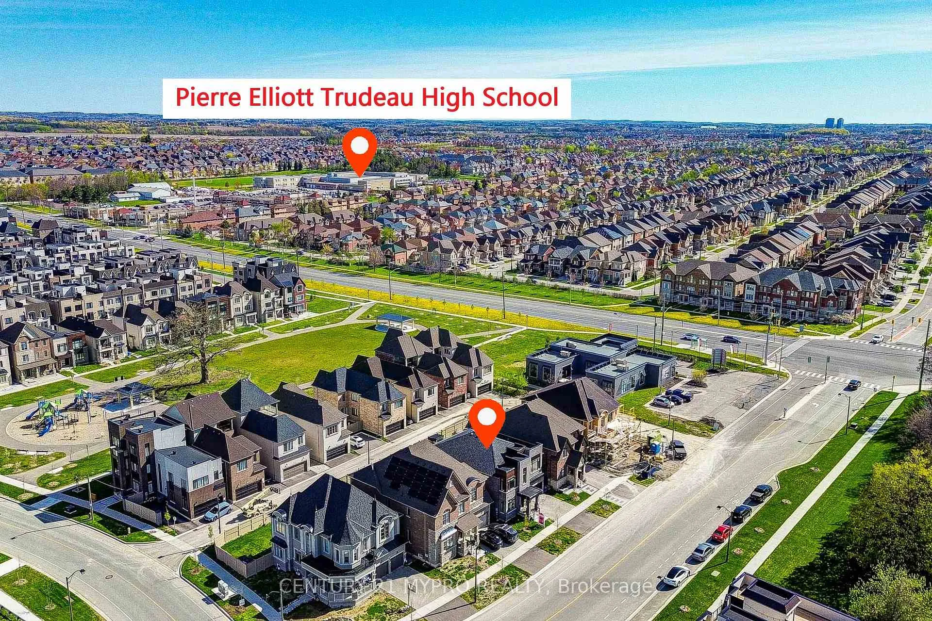 Photo 4 of 12 Vanderbergh Avenue, Markham, Angus Glen — HOMEH