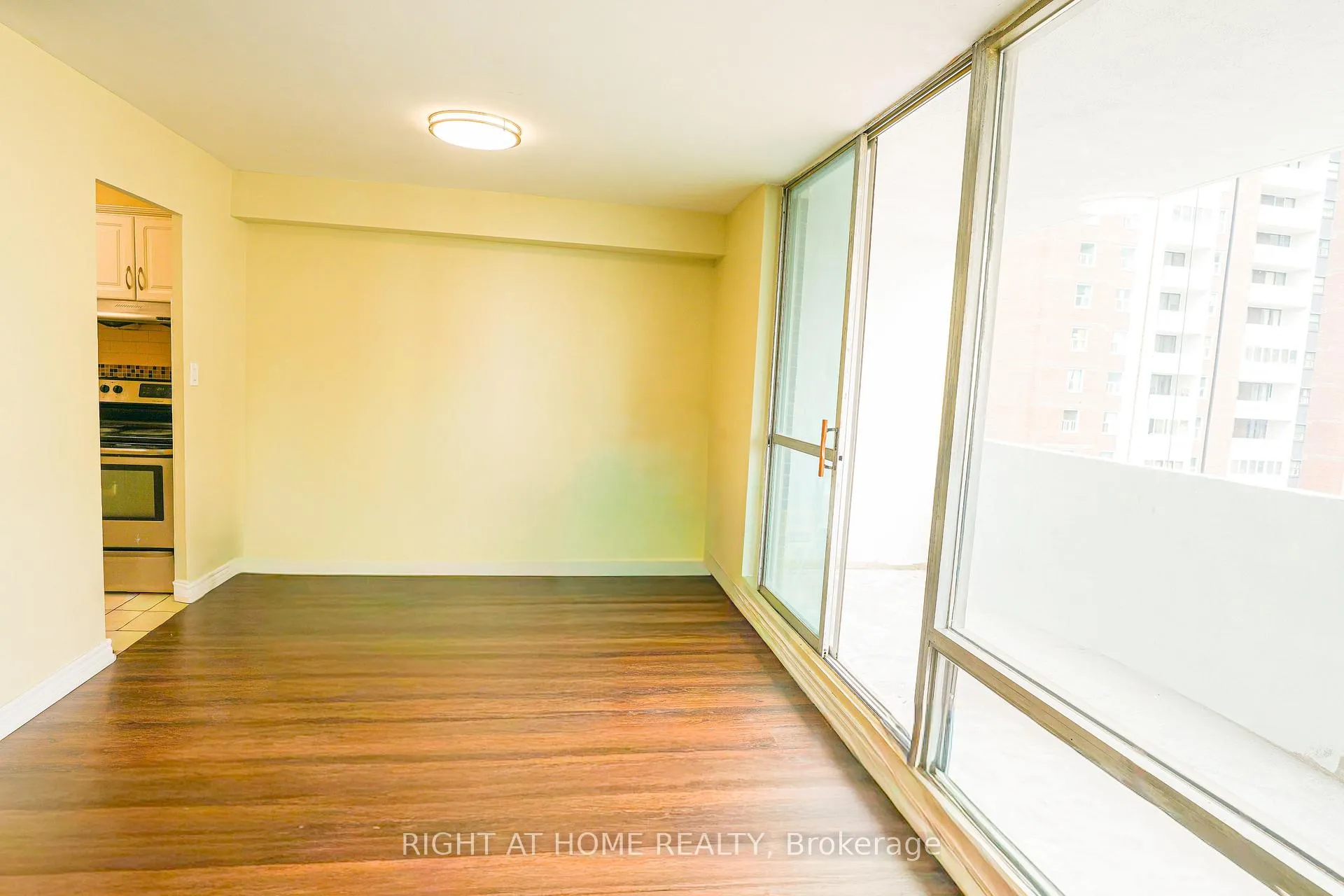 Photo 5 of Unit 2203, 1 Massey Square, Toronto, Crescent Town — HOMEH