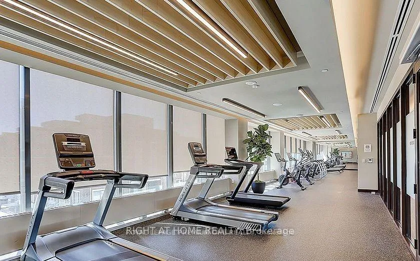 Photo 15 of Unit 502, 10 Honeycrisp Crescent, Vaughan, Vaughan Corporate Centre — HOMEH