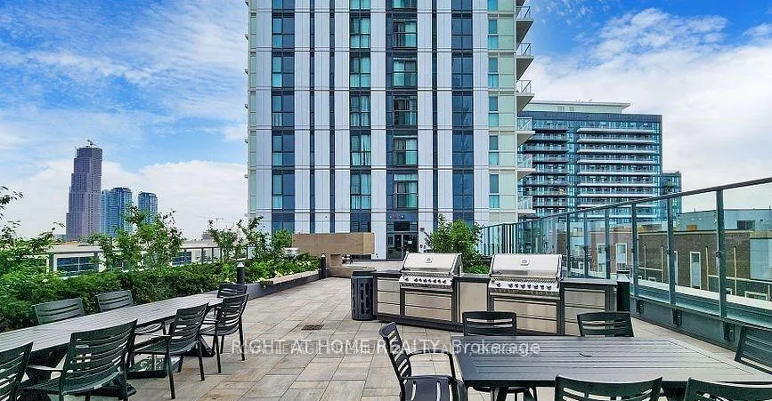 Photo 16 of Unit 502, 10 Honeycrisp Crescent, Vaughan, Vaughan Corporate Centre — HOMEH