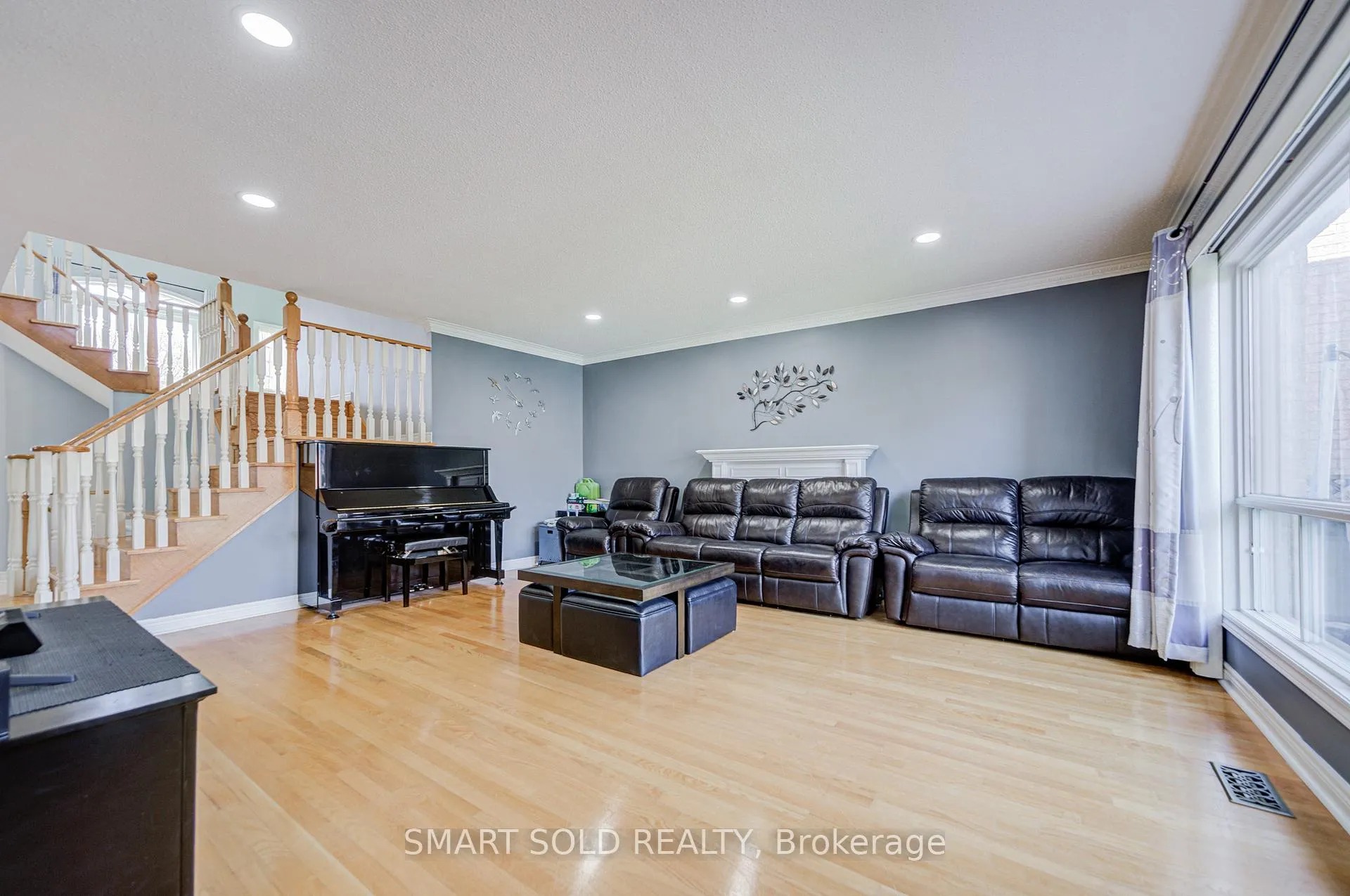 Photo 9 of 72 Norbury Drive, Markham, Rouge Fairways — HOMEH