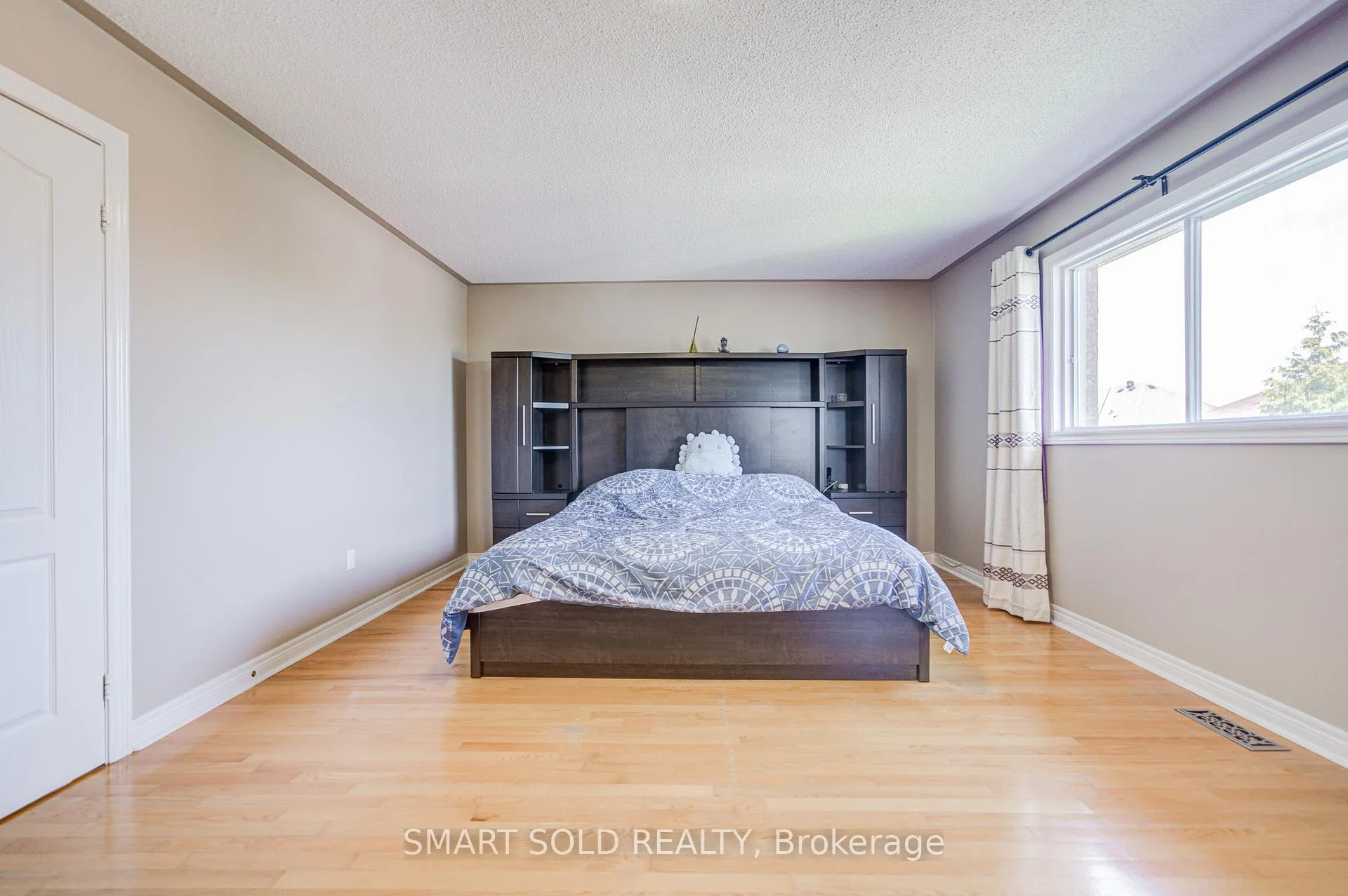 Photo 28 of 72 Norbury Drive, Markham, Rouge Fairways — HOMEH