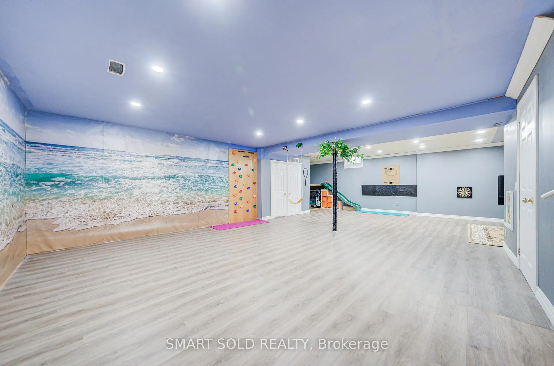 Photo 40 of 72 Norbury Drive, Markham, Rouge Fairways — HOMEH