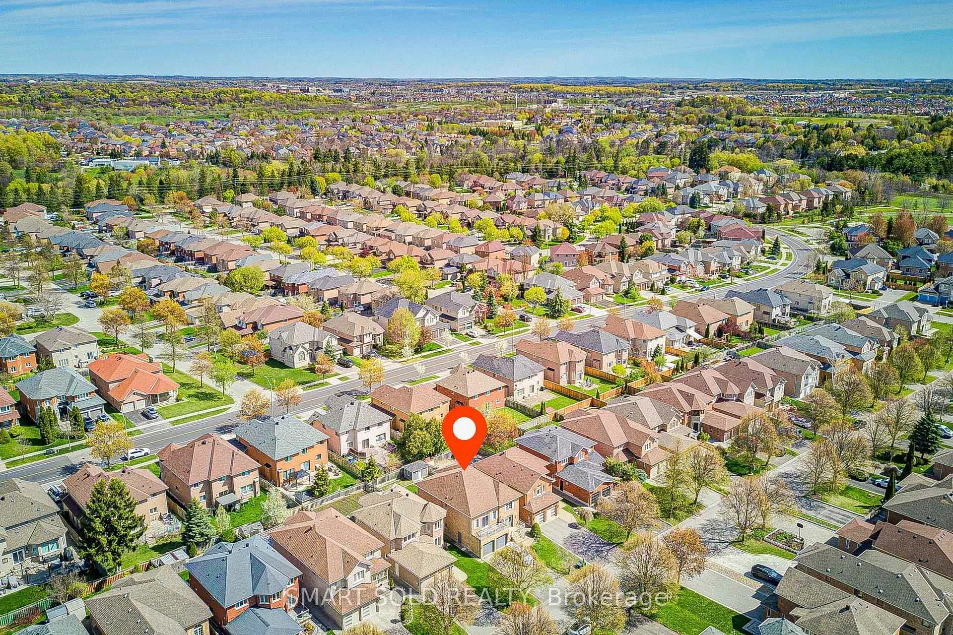 Photo 49 of 72 Norbury Drive, Markham, Rouge Fairways — HOMEH