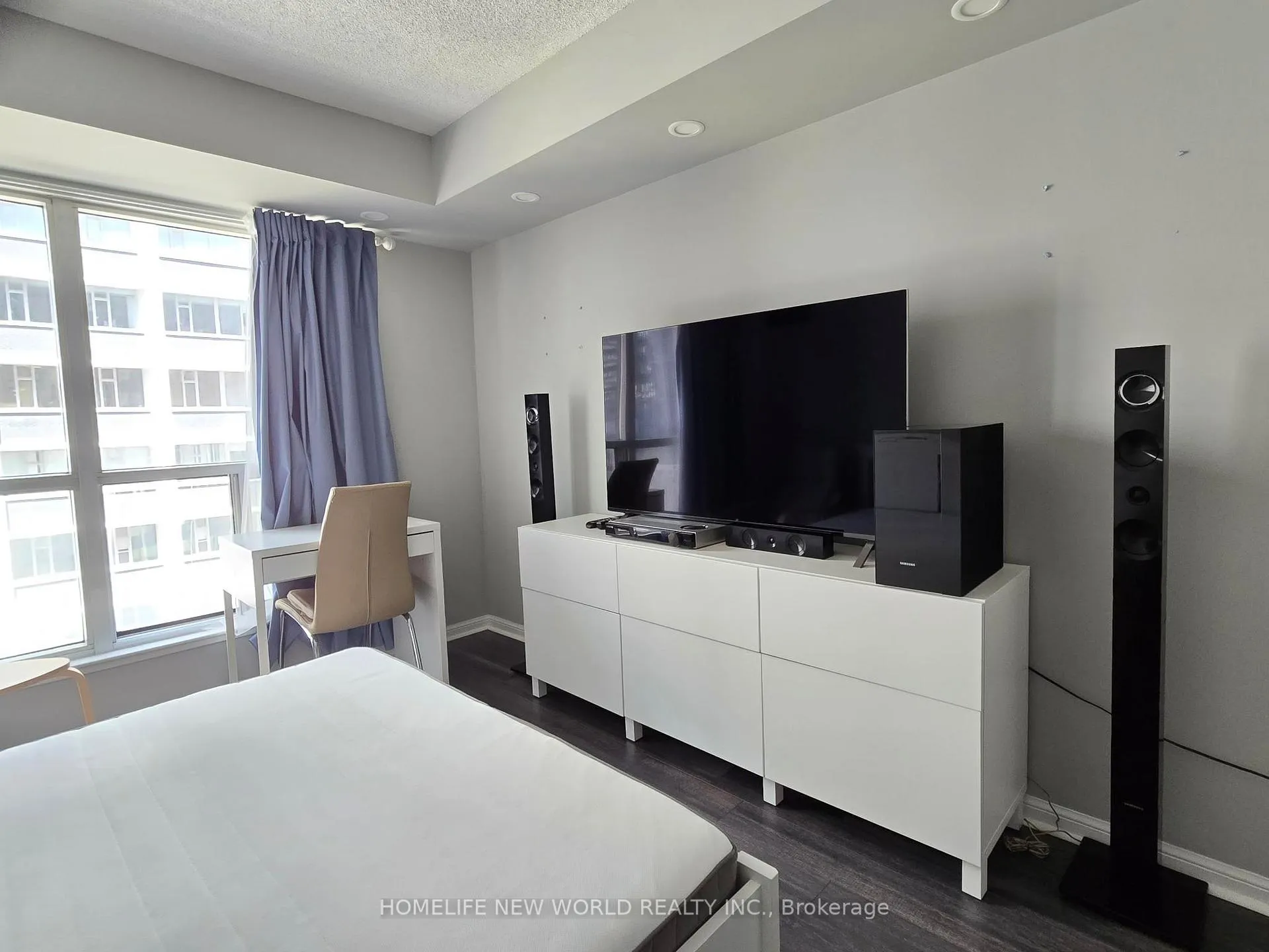 Photo 12 of Unit 1013, 7 Carlton Street, Toronto, Church-Yonge Corridor — HOMEH