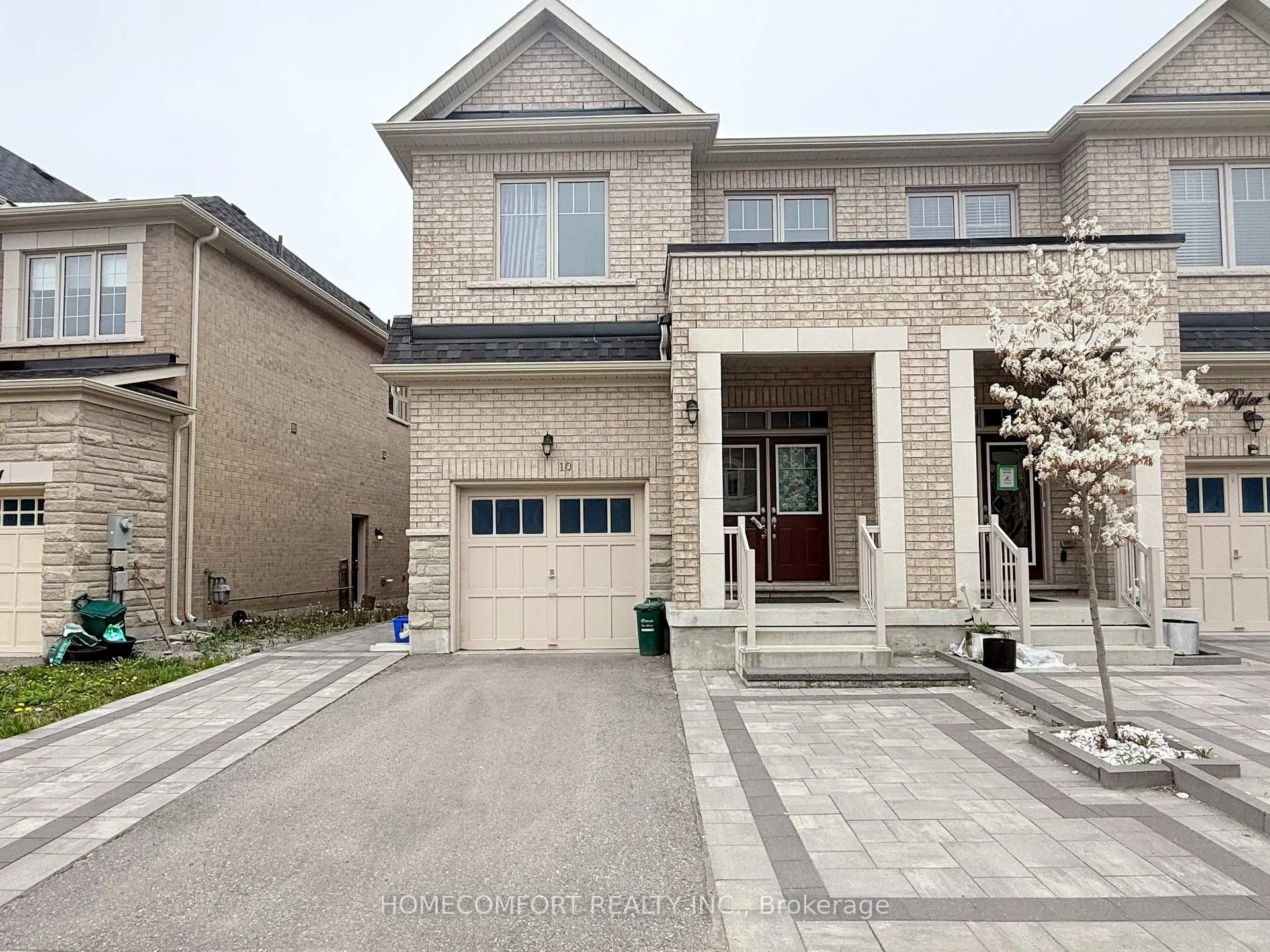 Photo 1 of 10 Ryler Way, Markham, Cedarwood — HOMEH