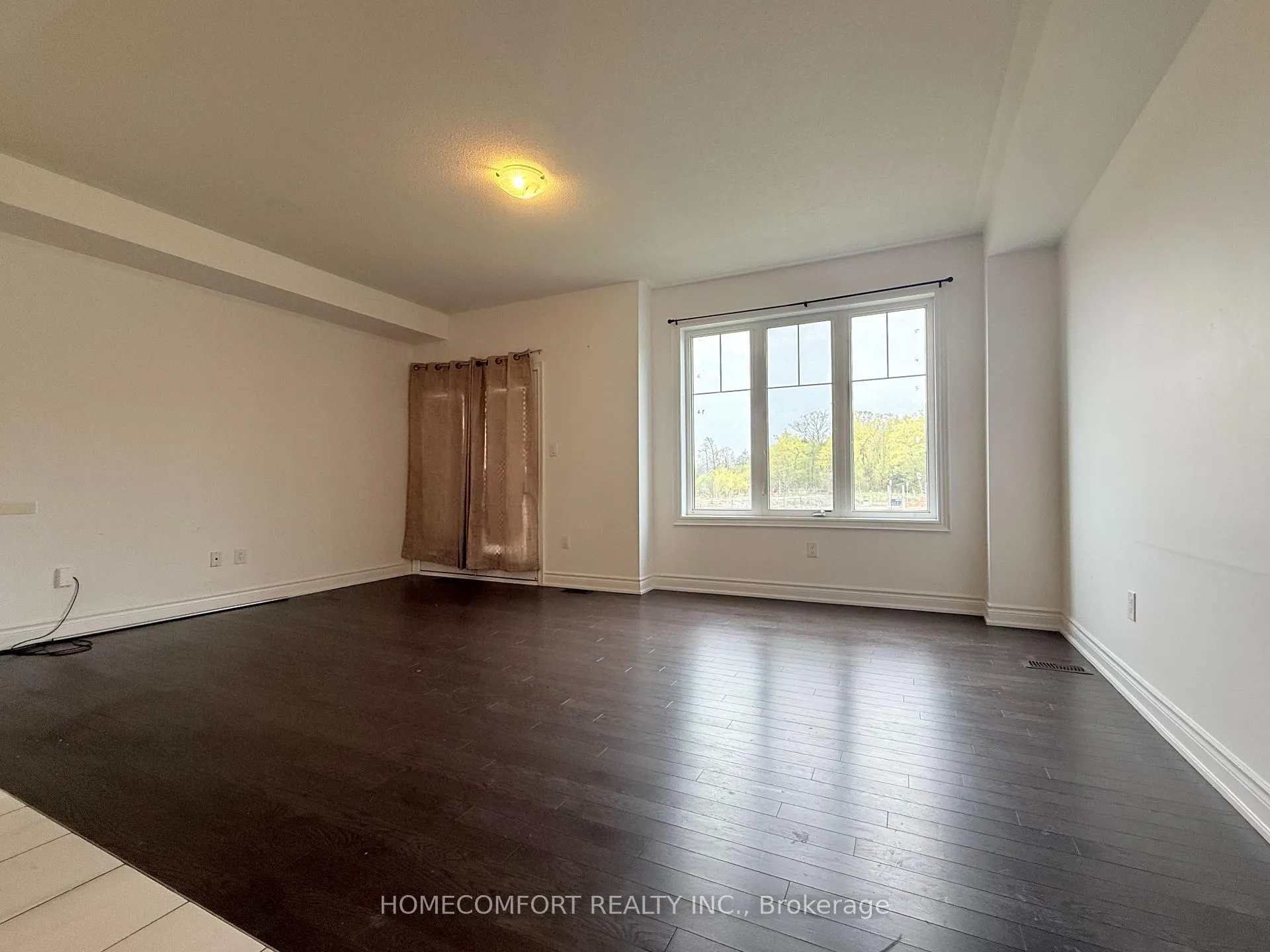Photo 5 of 10 Ryler Way, Markham, Cedarwood — HOMEH