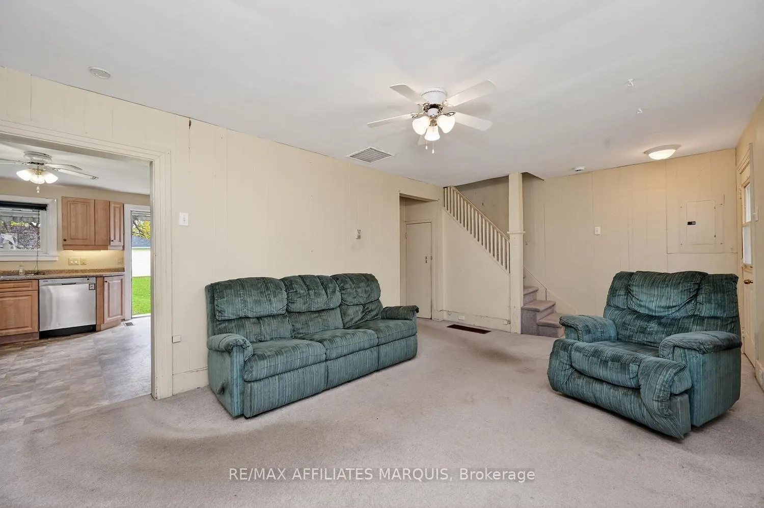 Photo 13 of 39 Merrick Street, Smiths Falls — HOMEH