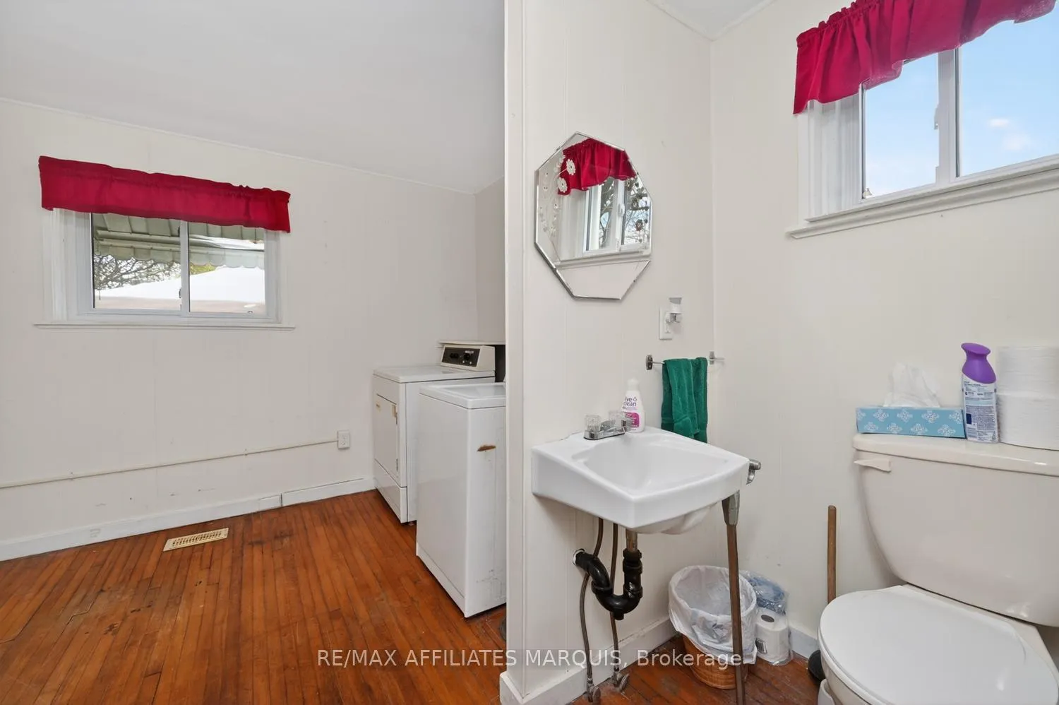 Photo 21 of 39 Merrick Street, Smiths Falls — HOMEH