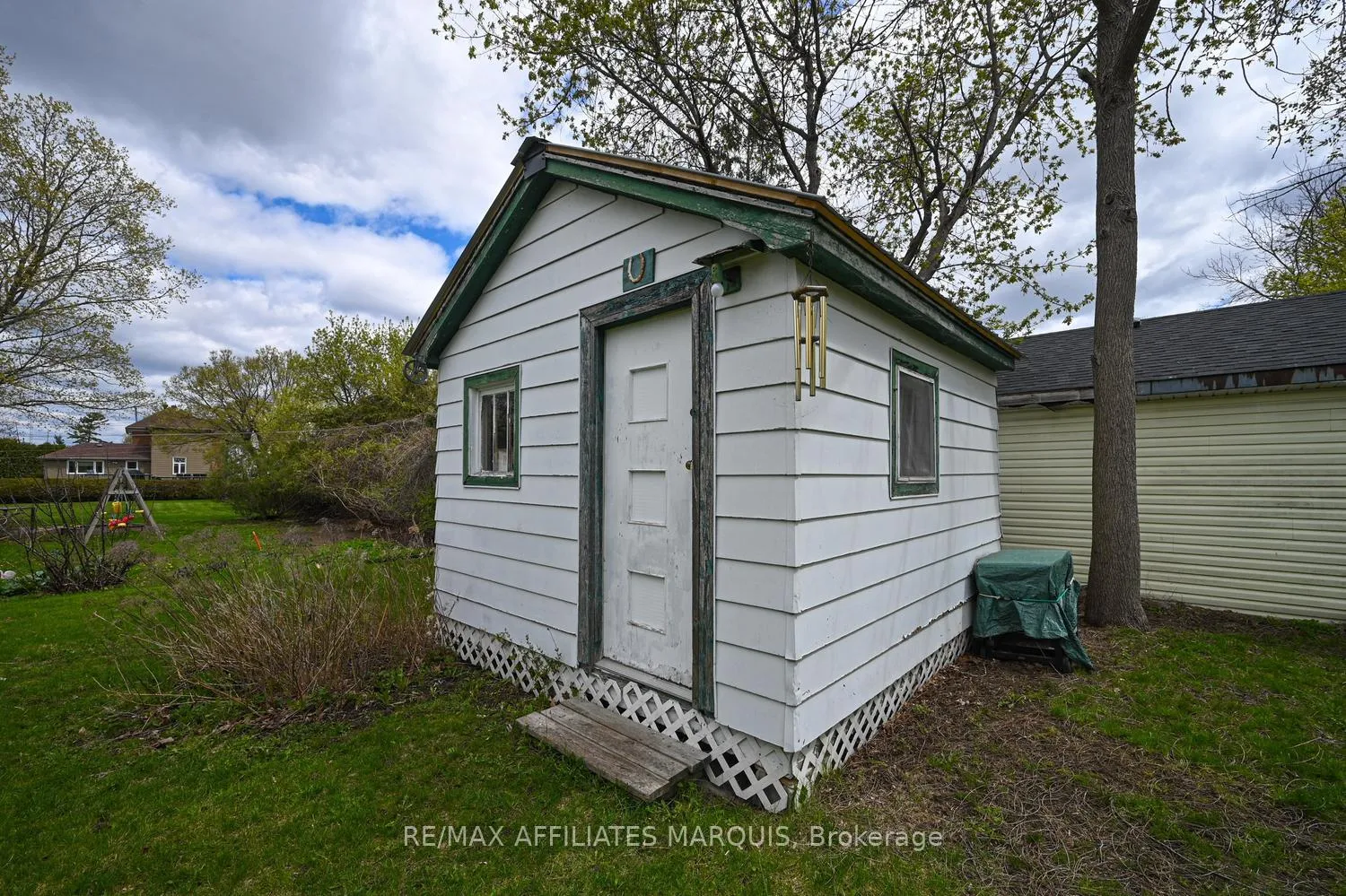 Photo 41 of 39 Merrick Street, Smiths Falls — HOMEH