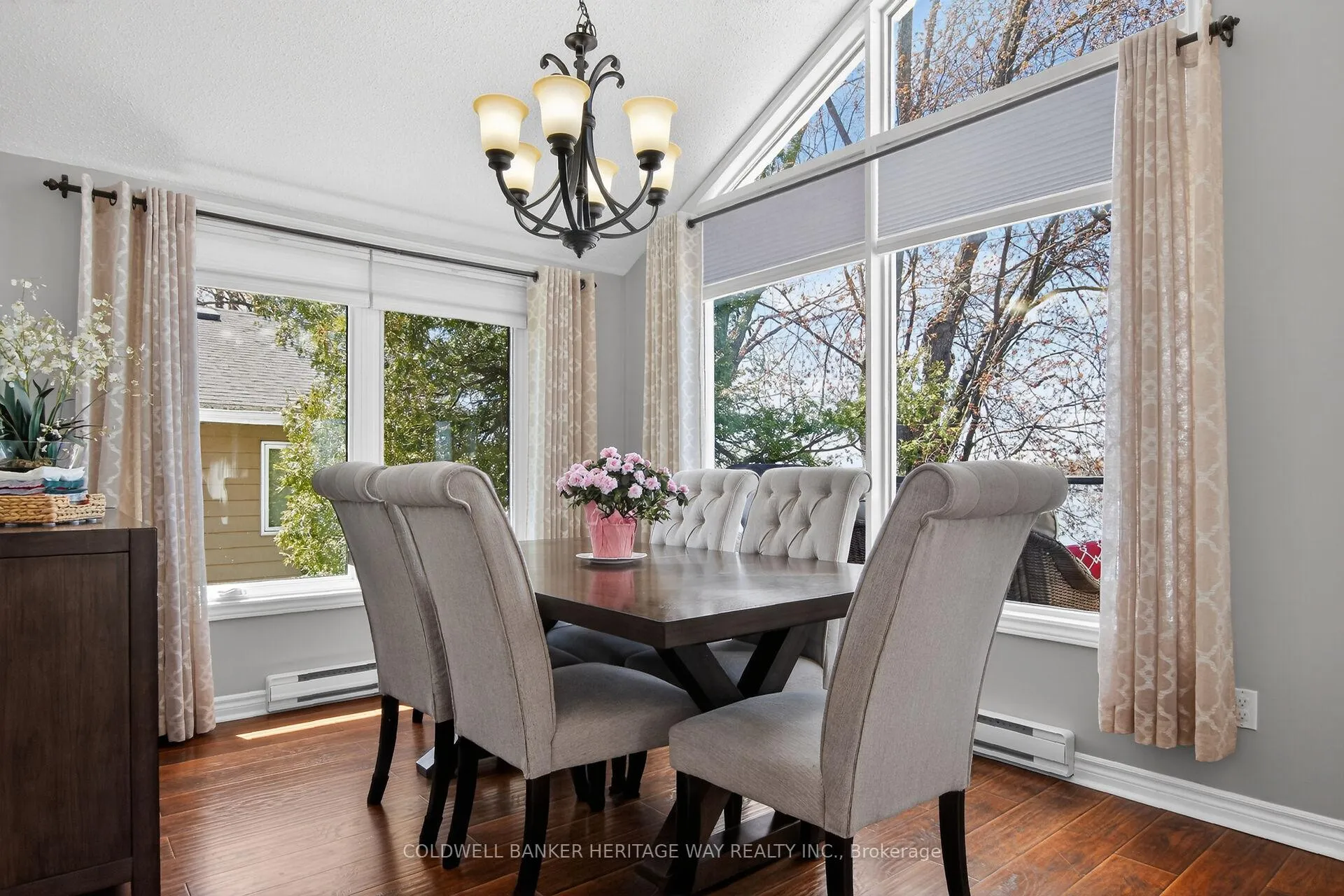 Photo 9 of 109 3A Avenue, Beckwith, Beckwith Twp — HOMEH