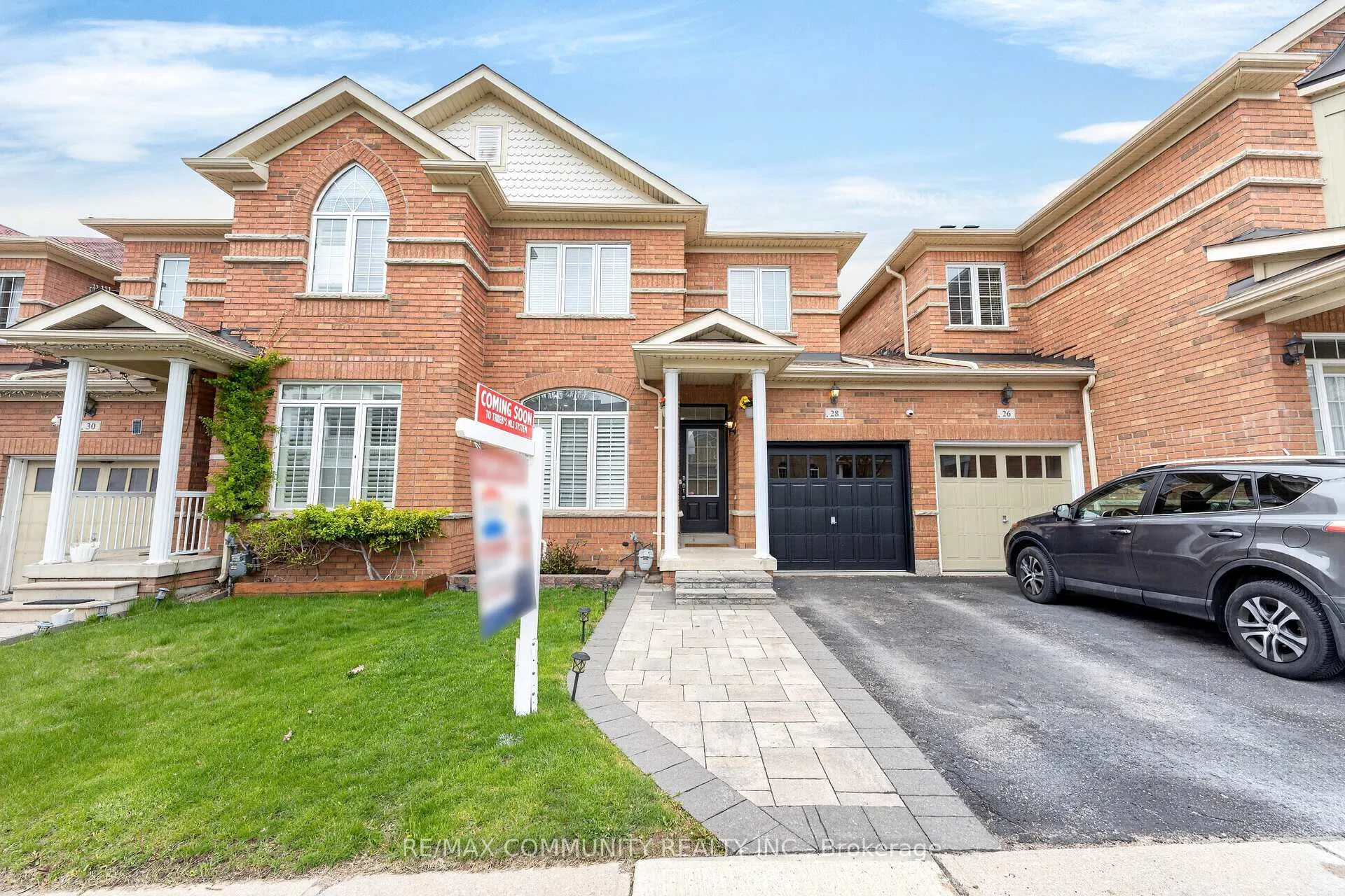 Photo 2 of 28 Radmore Place, Markham, Box Grove — HOMEH