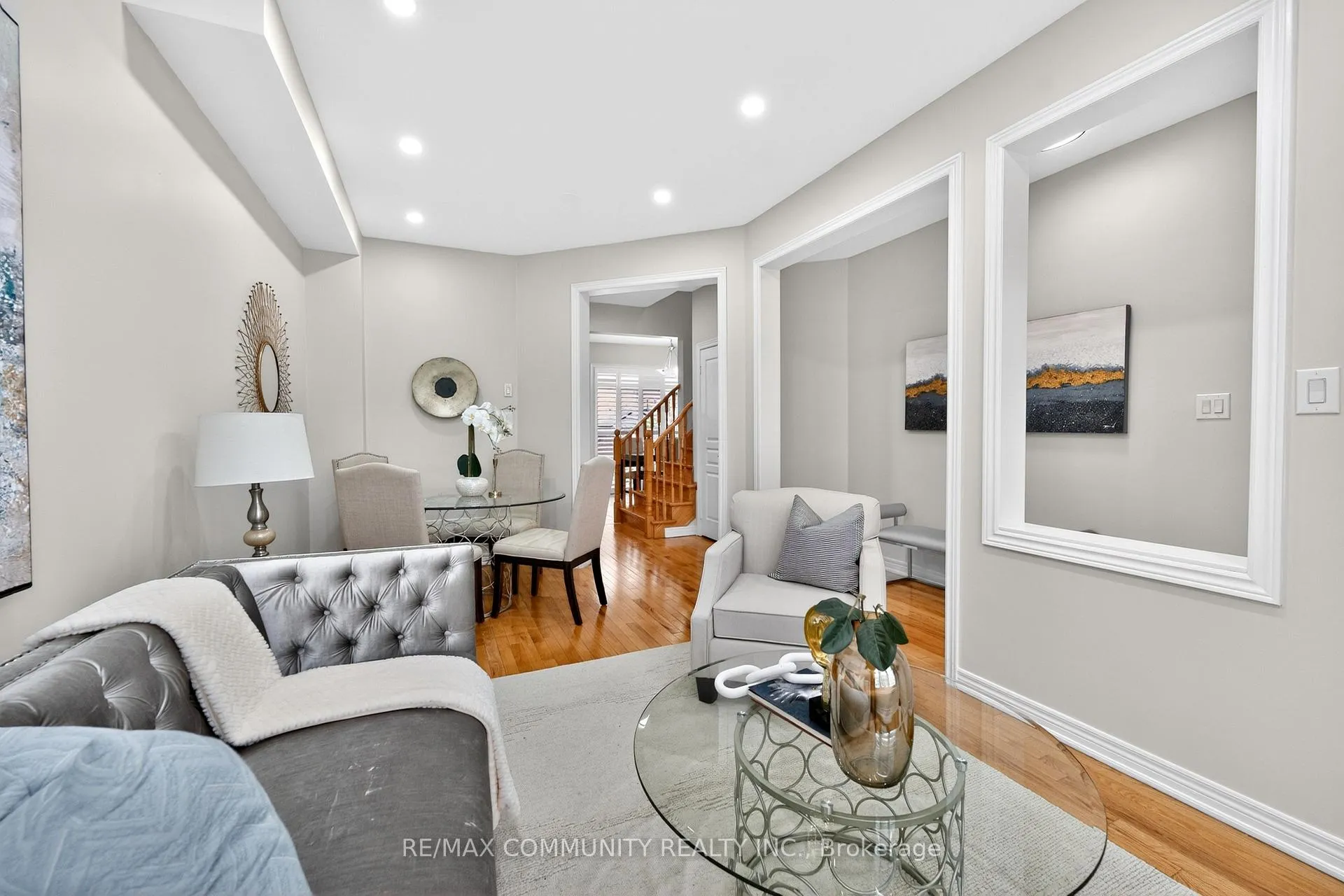 Photo 9 of 28 Radmore Place, Markham, Box Grove — HOMEH