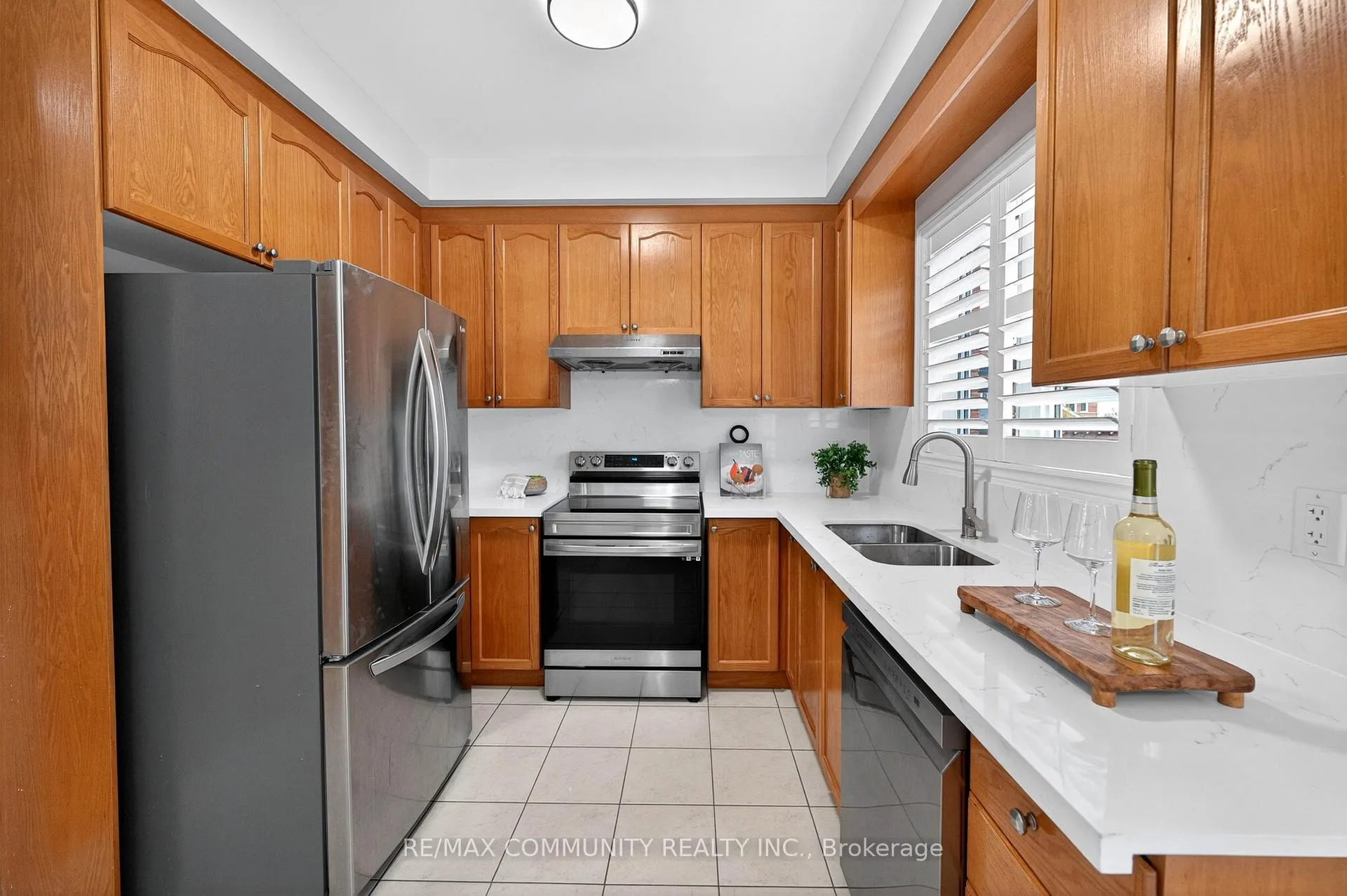 Photo 15 of 28 Radmore Place, Markham, Box Grove — HOMEH