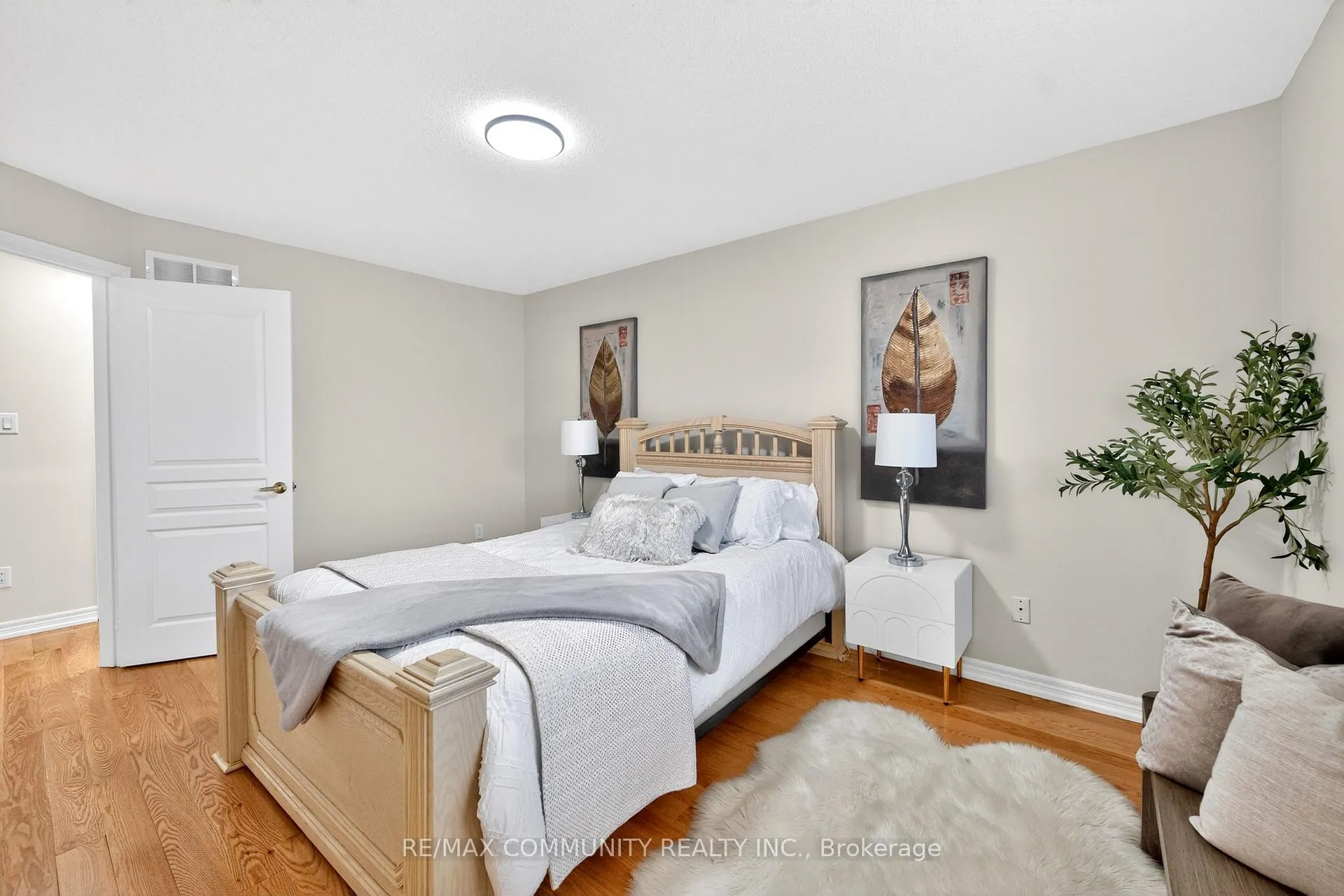 Photo 21 of 28 Radmore Place, Markham, Box Grove — HOMEH