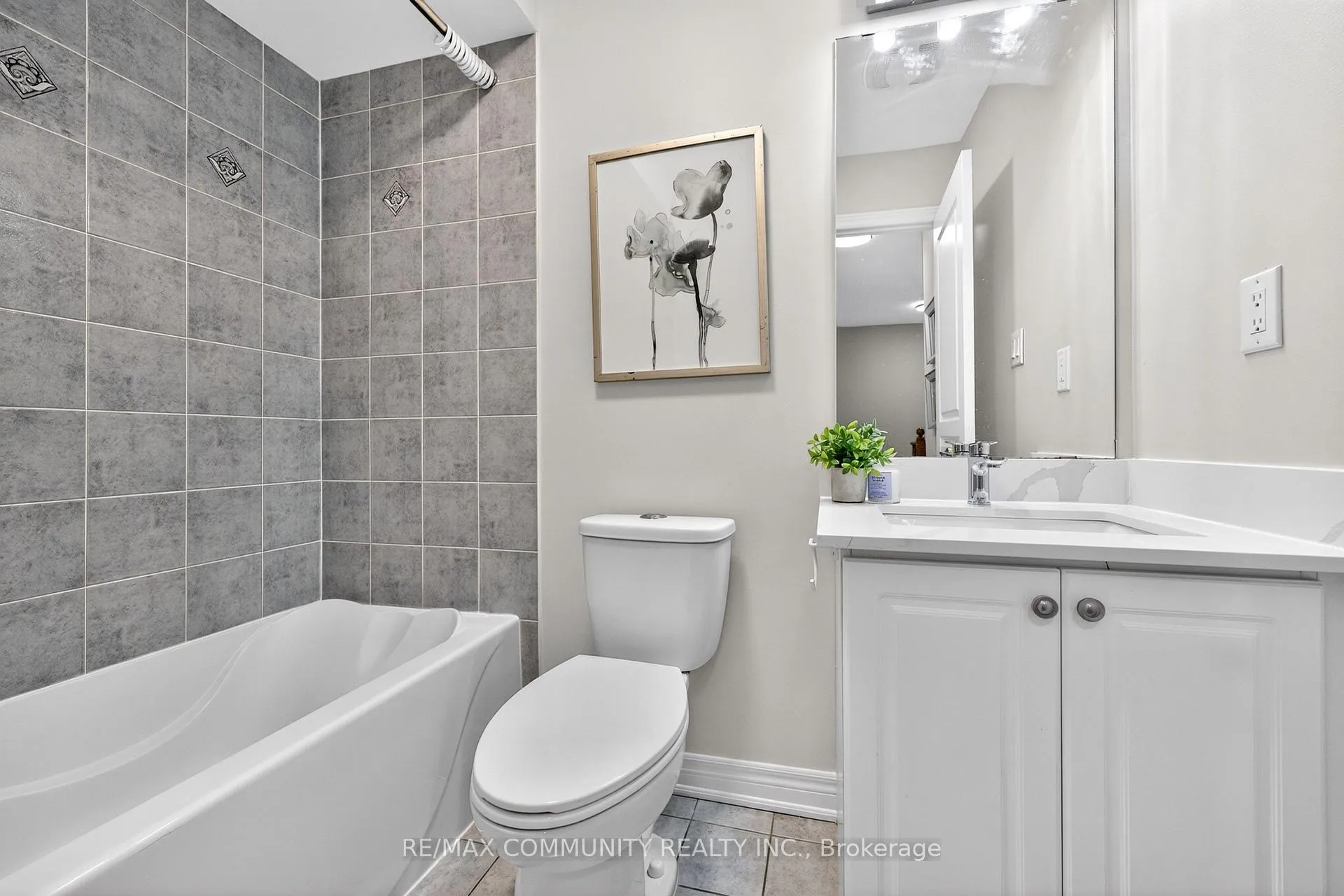 Photo 28 of 28 Radmore Place, Markham, Box Grove — HOMEH