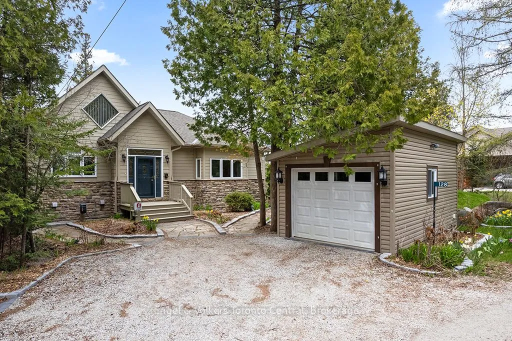Photo 5 of 128 Buckingham Lane, Meaford — HOMEH