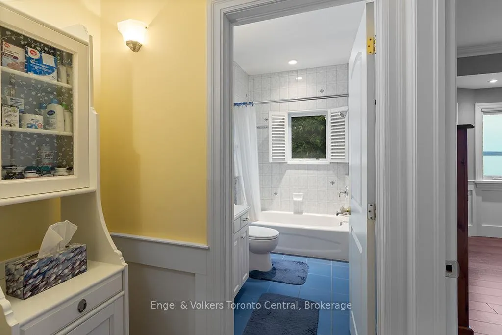 Photo 19 of 128 Buckingham Lane, Meaford — HOMEH
