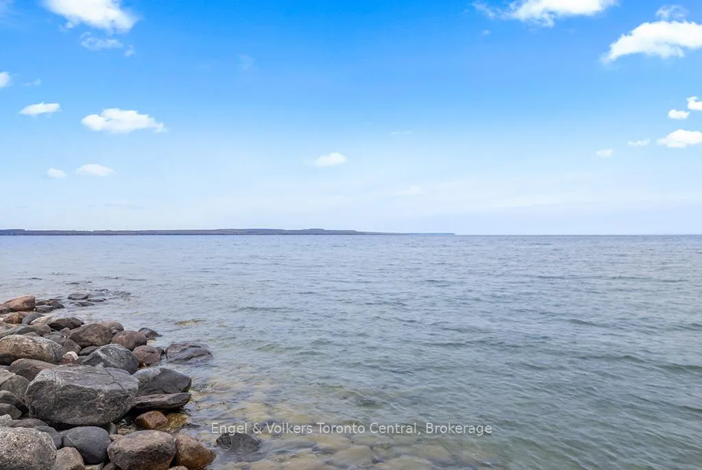 Photo 31 of 128 Buckingham Lane, Meaford — HOMEH