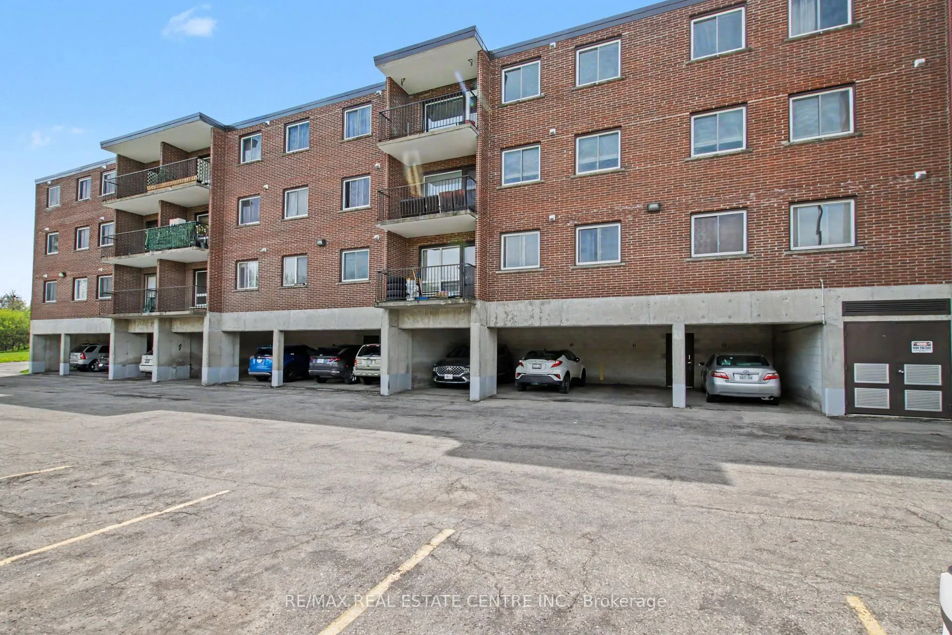 Photo 21 of Unit 105, 4 Avalon Place, Kitchener — HOMEH